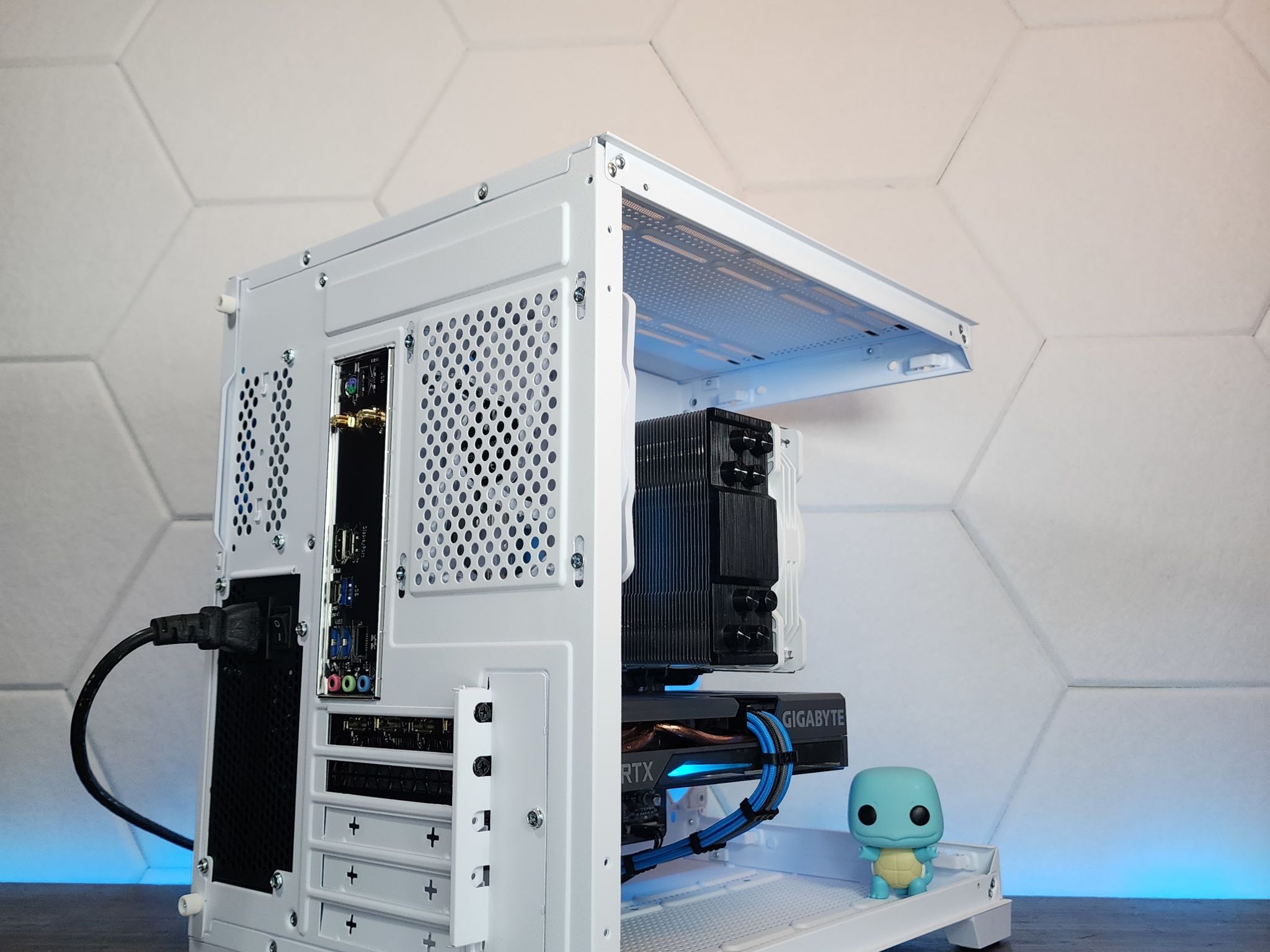 🤍💙RTX 3060 | Core i5 10400 | 16GB 3000MHz | 1TB NVMe SSD