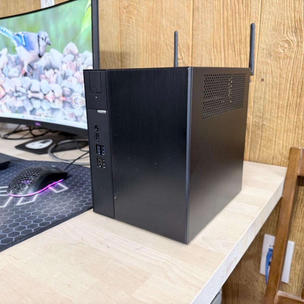 ASROCK DESKMEET X300 - AMD 3500, RX 5500, 16GB RAM, 1TB NVME - Good Starter Computer!