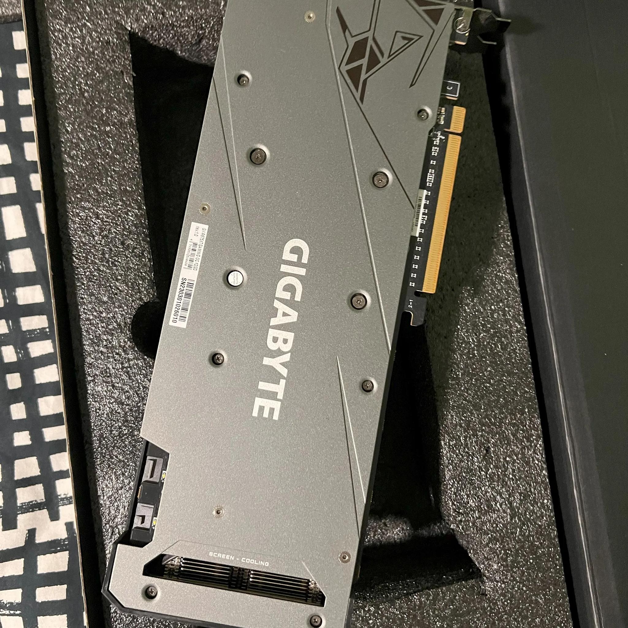 Gigabyte 6750xt oc 12gb