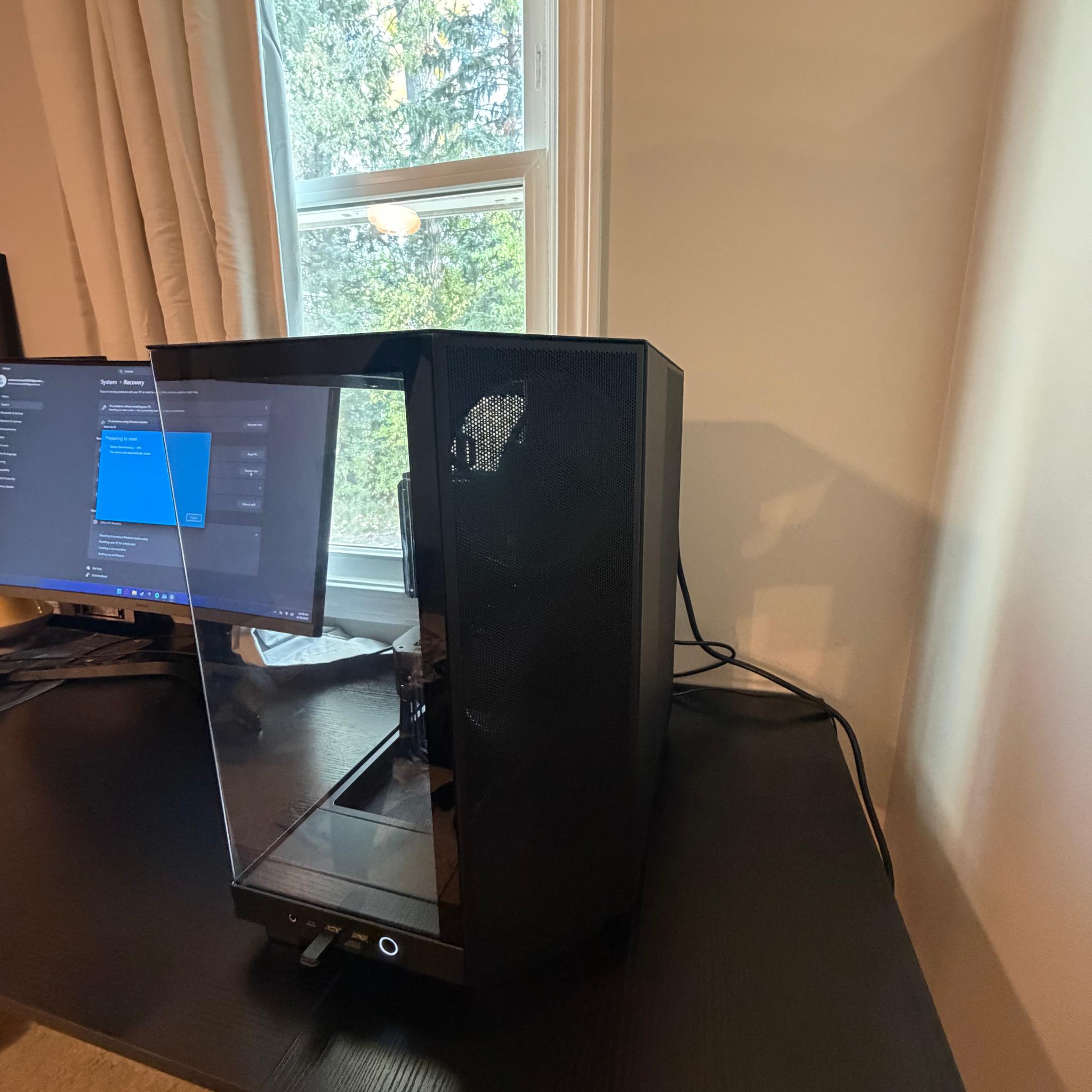 GeForce RTX 5070 Custom Gaming PC - Ryzen 7 7700X, 32GB RAM, 2TB NVMe SSD