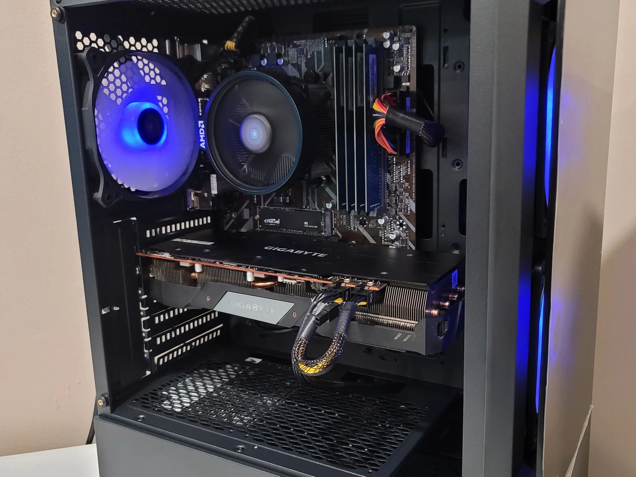 Tusker Build 3657 Ryzen 3600 RX 5700xt