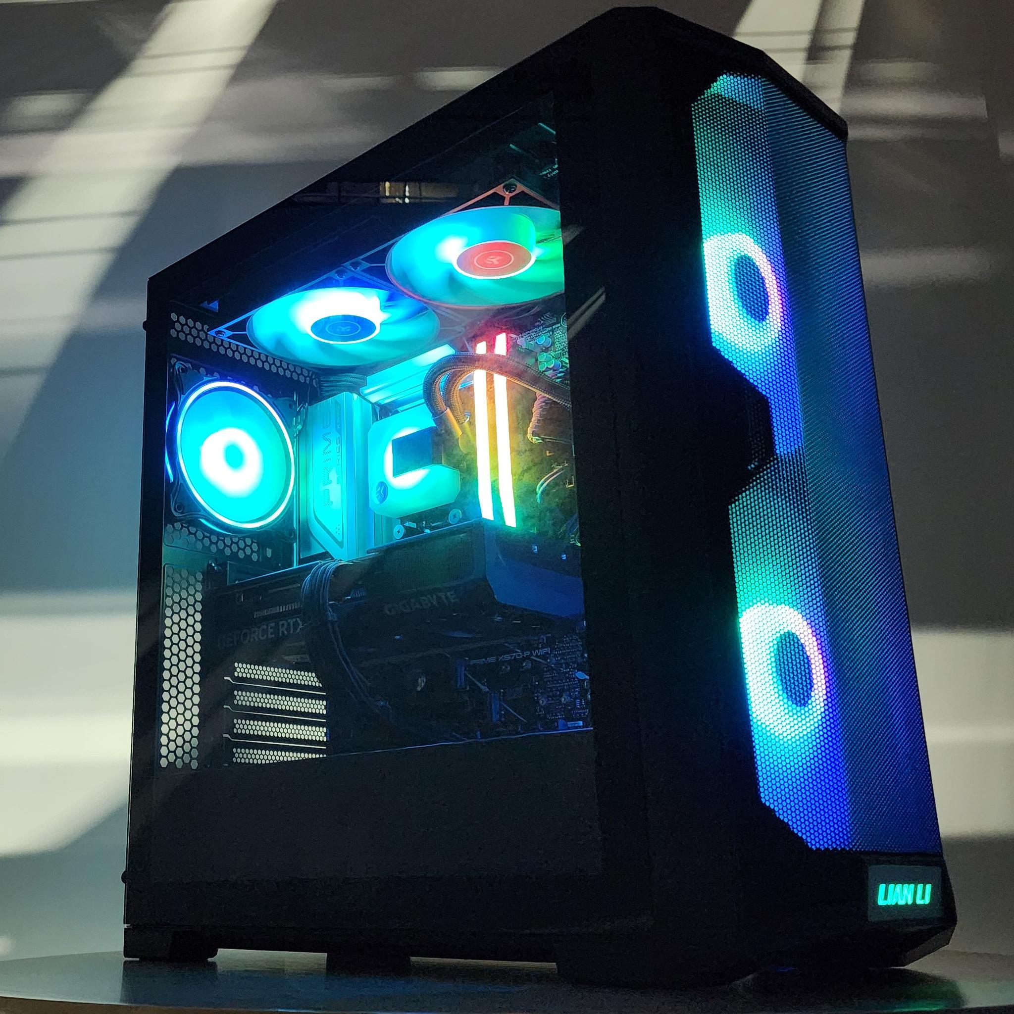 Gaming PC Ryzen 9 7950X3D 32GB RAM 1TB SSD RTX 4070 Ti 12GB Windows 11 Computer