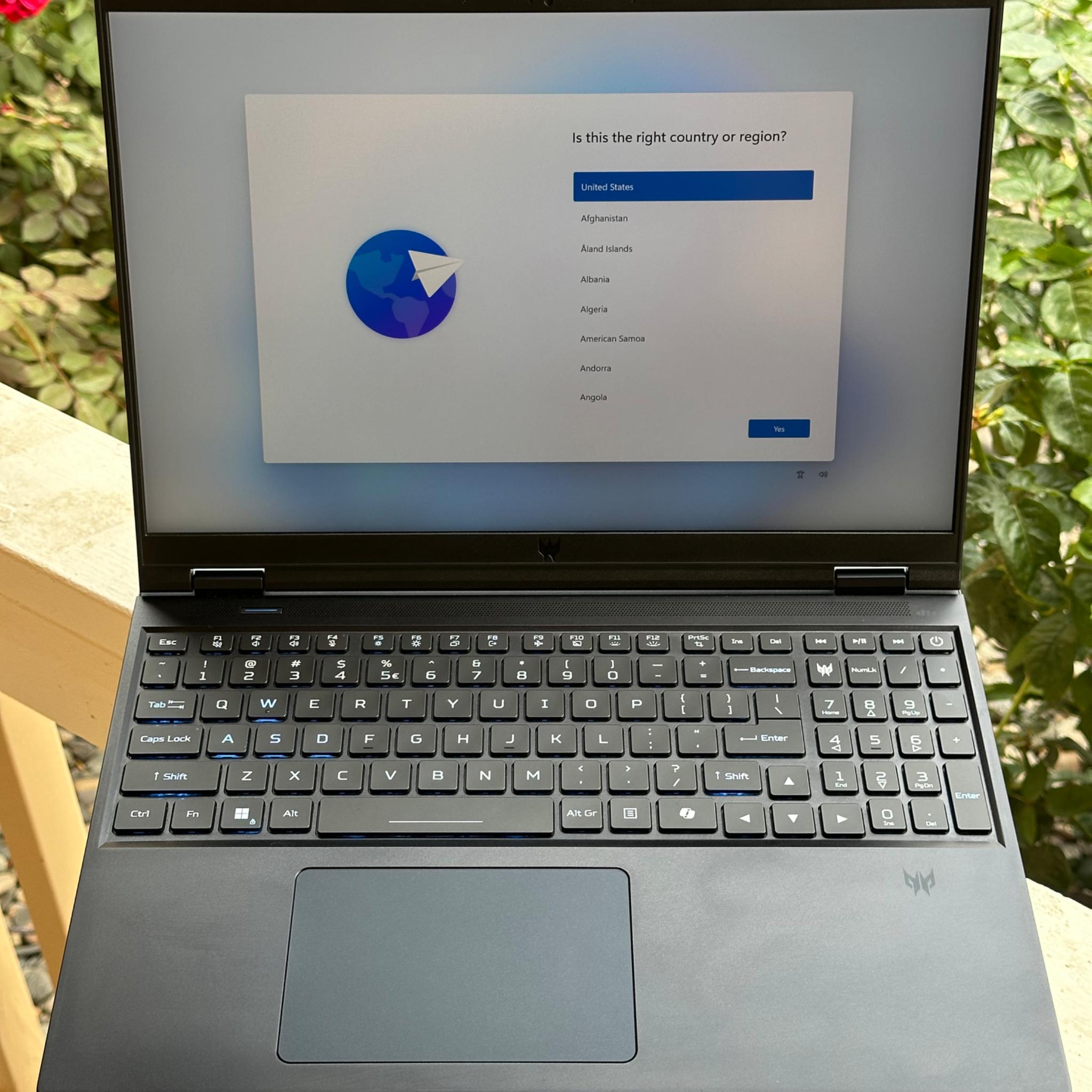i7-14700HX / RTX 4070 / 40GB DDR5 Ram / 1TB nvme ssd / windows 11