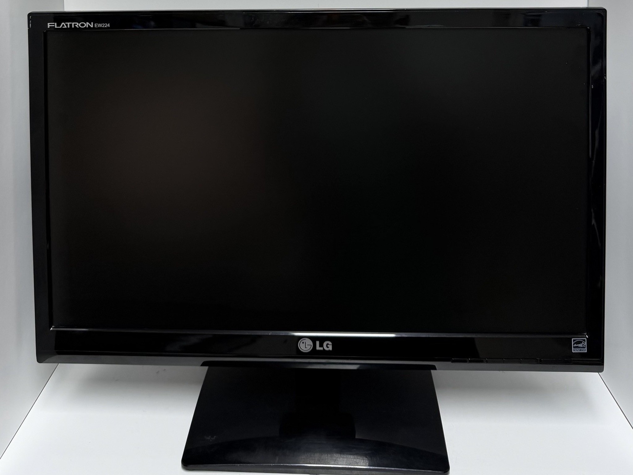 LG Flatron EW224 21.5" Widescreen Monitor