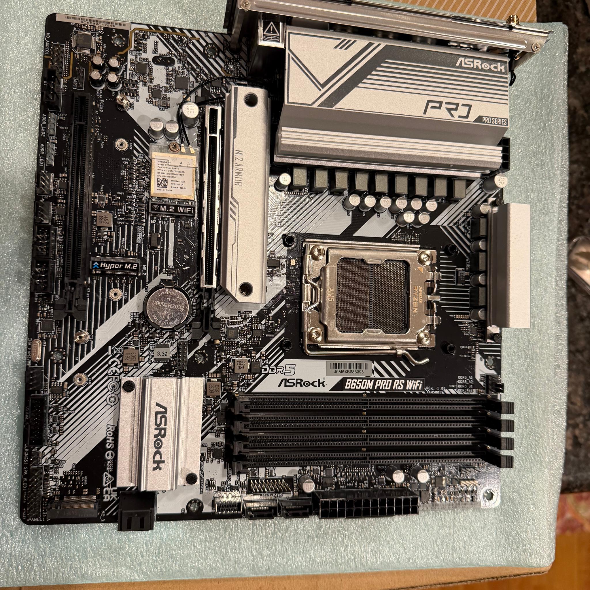ASROCK B650M Pro rs wifi MATX