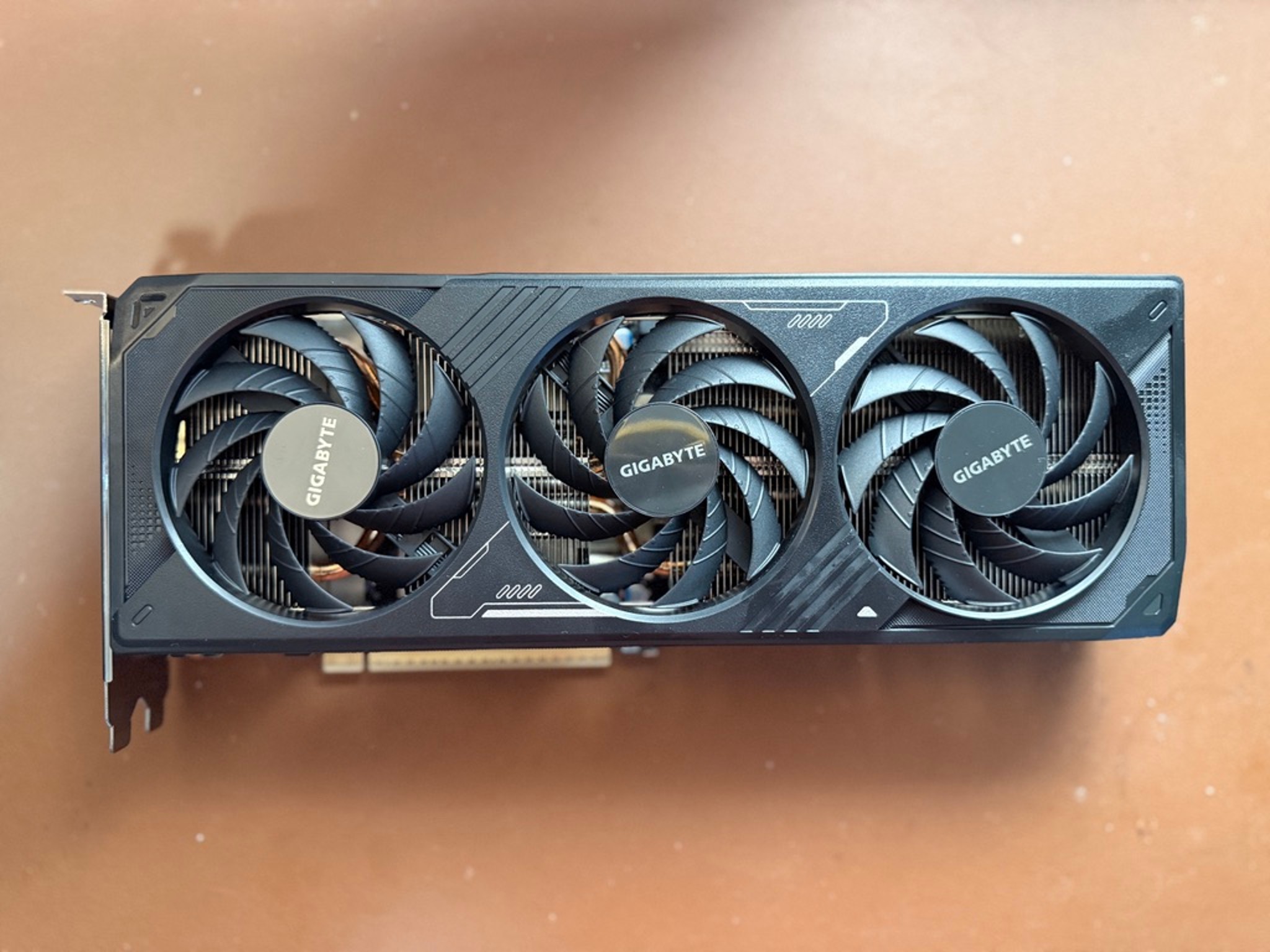 GIGABYTE GeForce RTX 5070 WINDFORCE OC SFF 12G