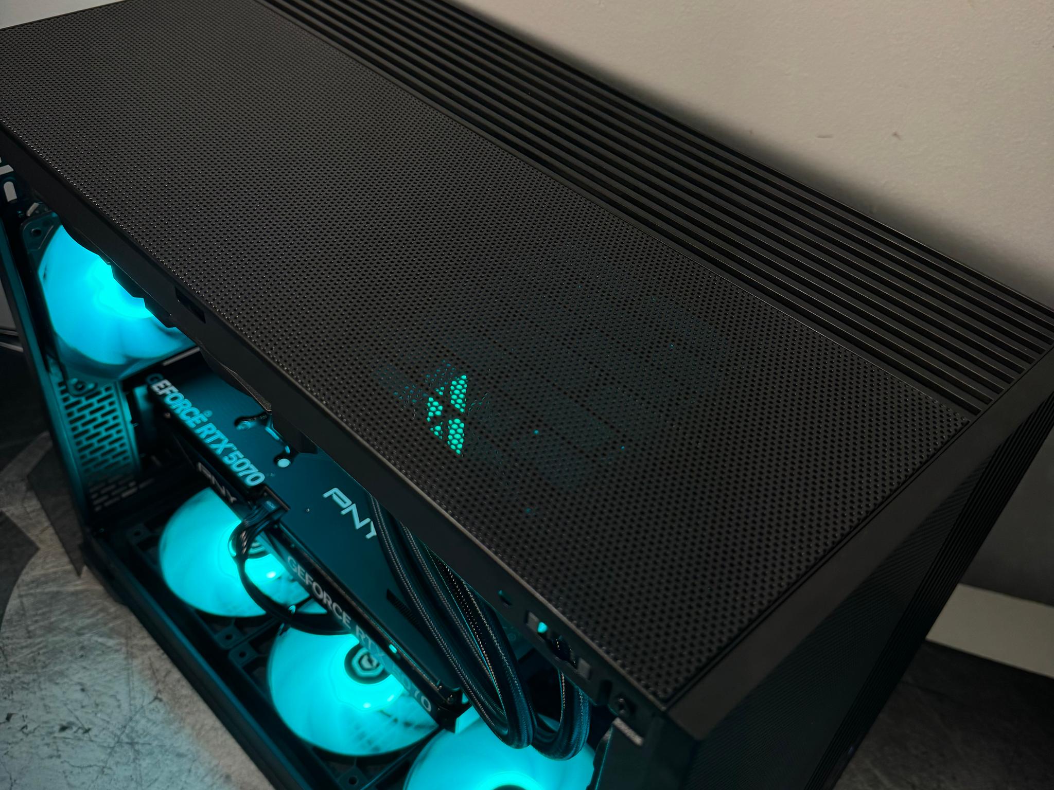 RTX 5070 | Core i7-14700F | 32GB DDR5 6000MT/s | 2TB Storage | Free Shipping
