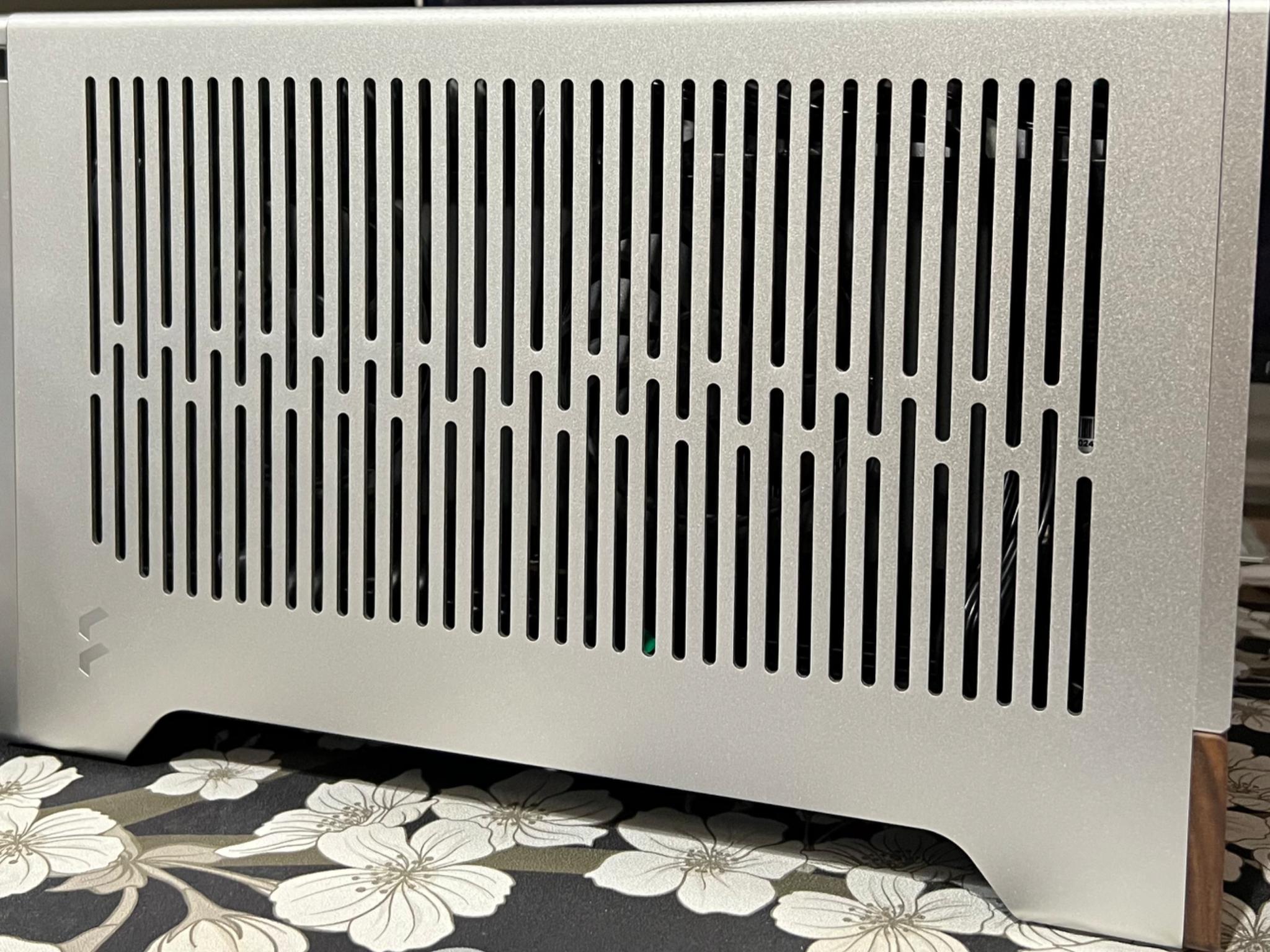 7800x3d Fractal Terra Mini ITX PC. No Gpu