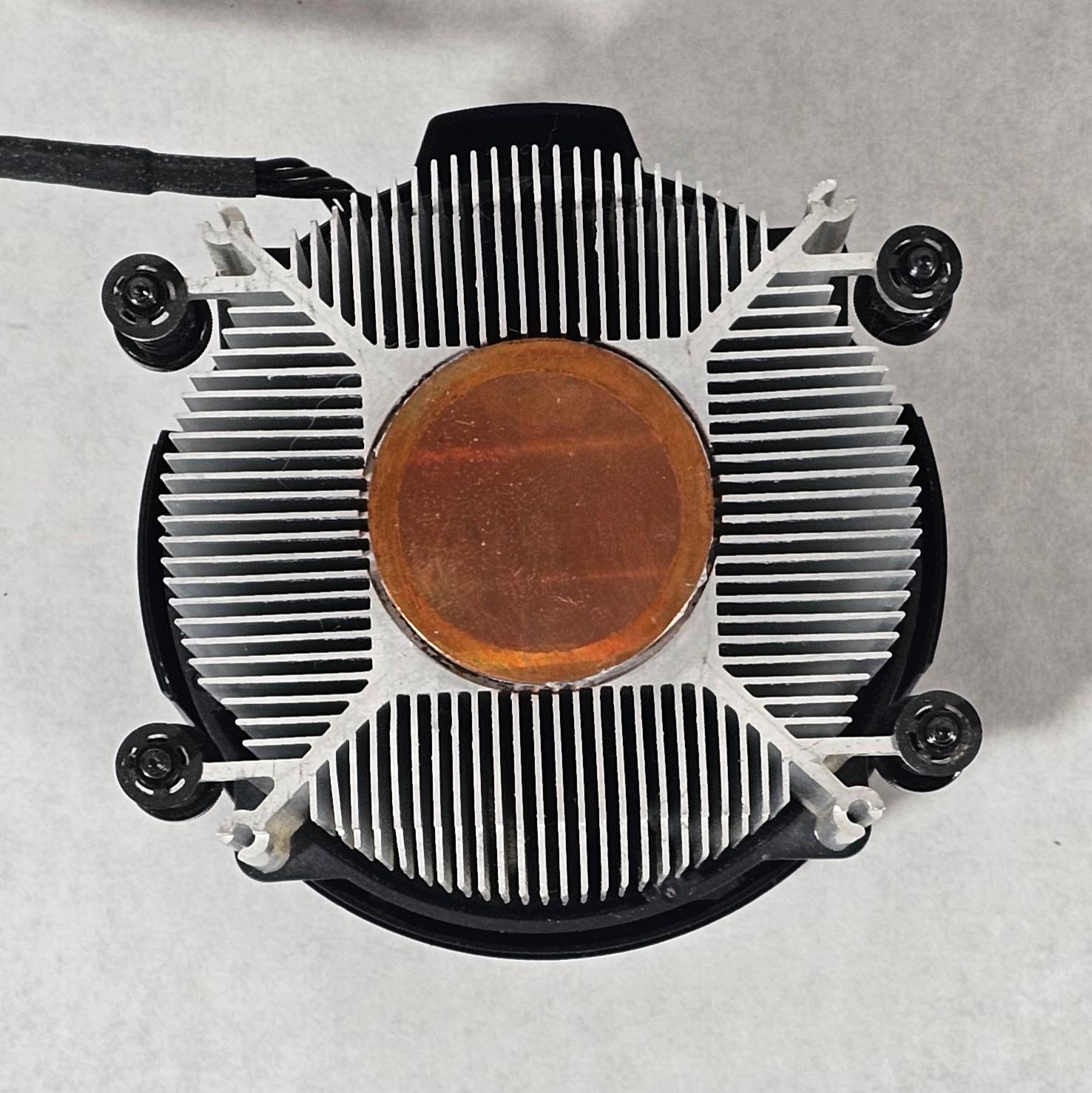 AMD Wraith 328 Stealth Ryzen Heatsink/Fan AM4 CPU Cooler