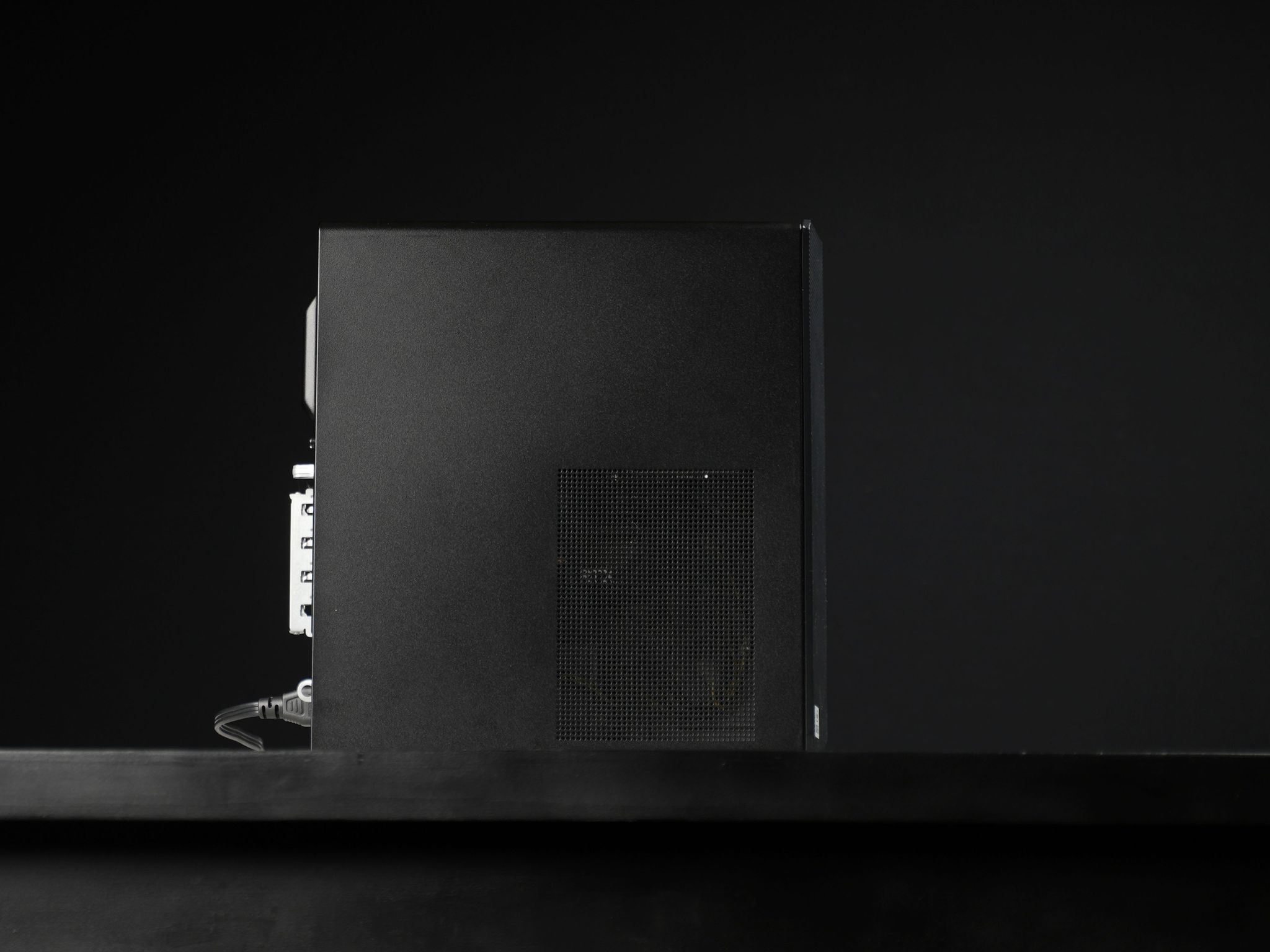 \ HF-03 / RTX 5050 Intel Core i5 10400F 16GB 1.3TB Windows 11 1440P Gaming PC Powerhouse