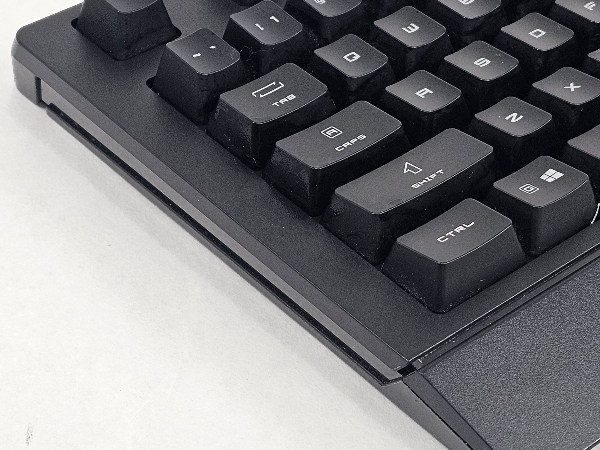 MSI Vigor GK20 Gaming Keyboard - Black Wired
