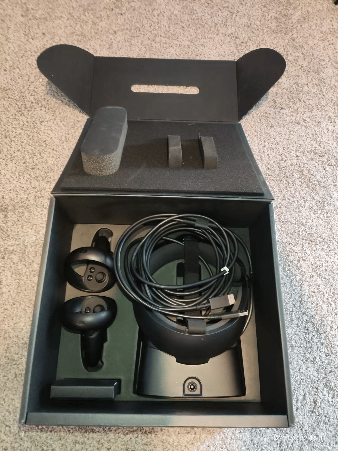 Oculus Rift S VR Headset with Controllers