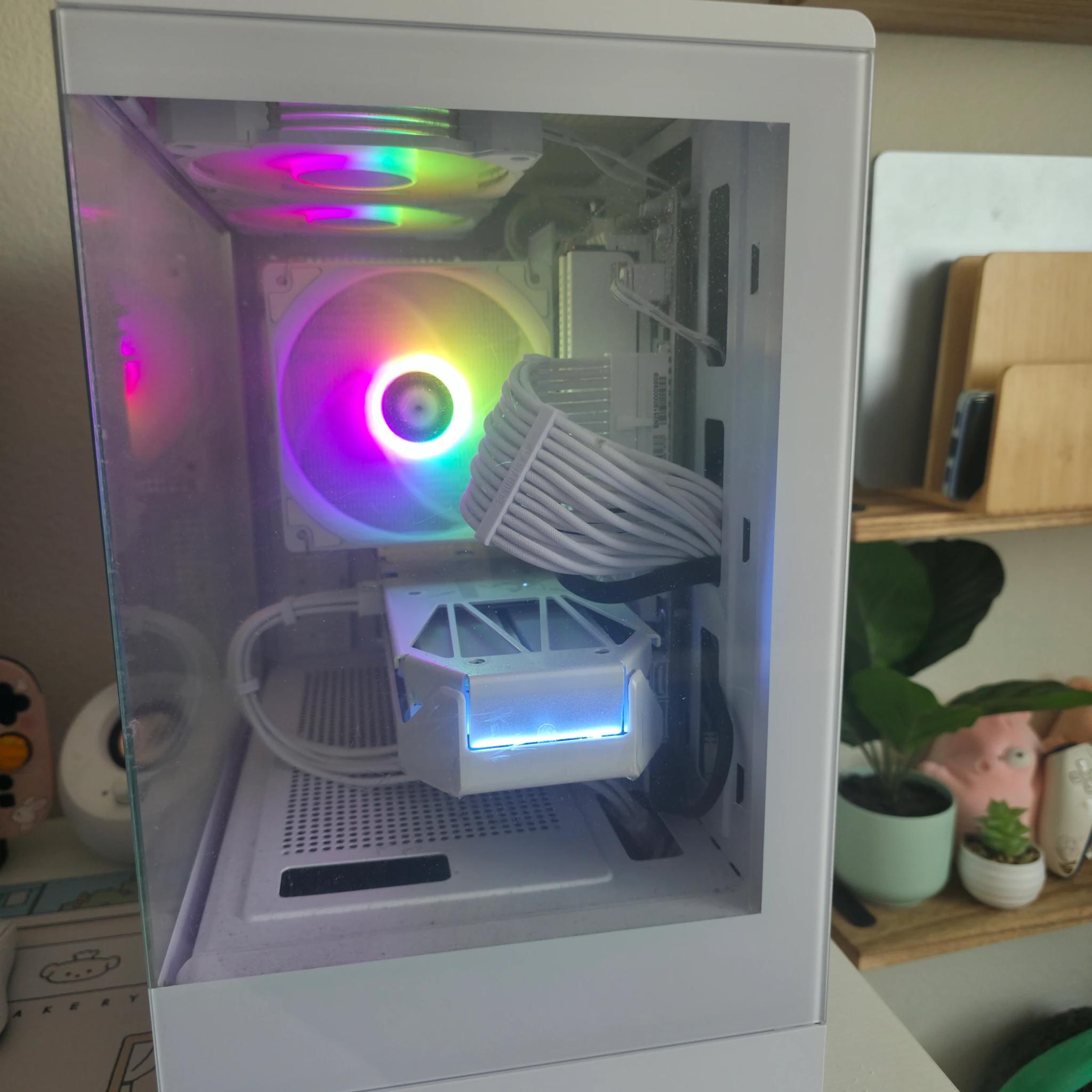 Custom Gaming PC Build:rx 9060xt 16GB, amd ryzen 5 7600x, 32GB RAM, 2TB ssd, fully modular PSU.