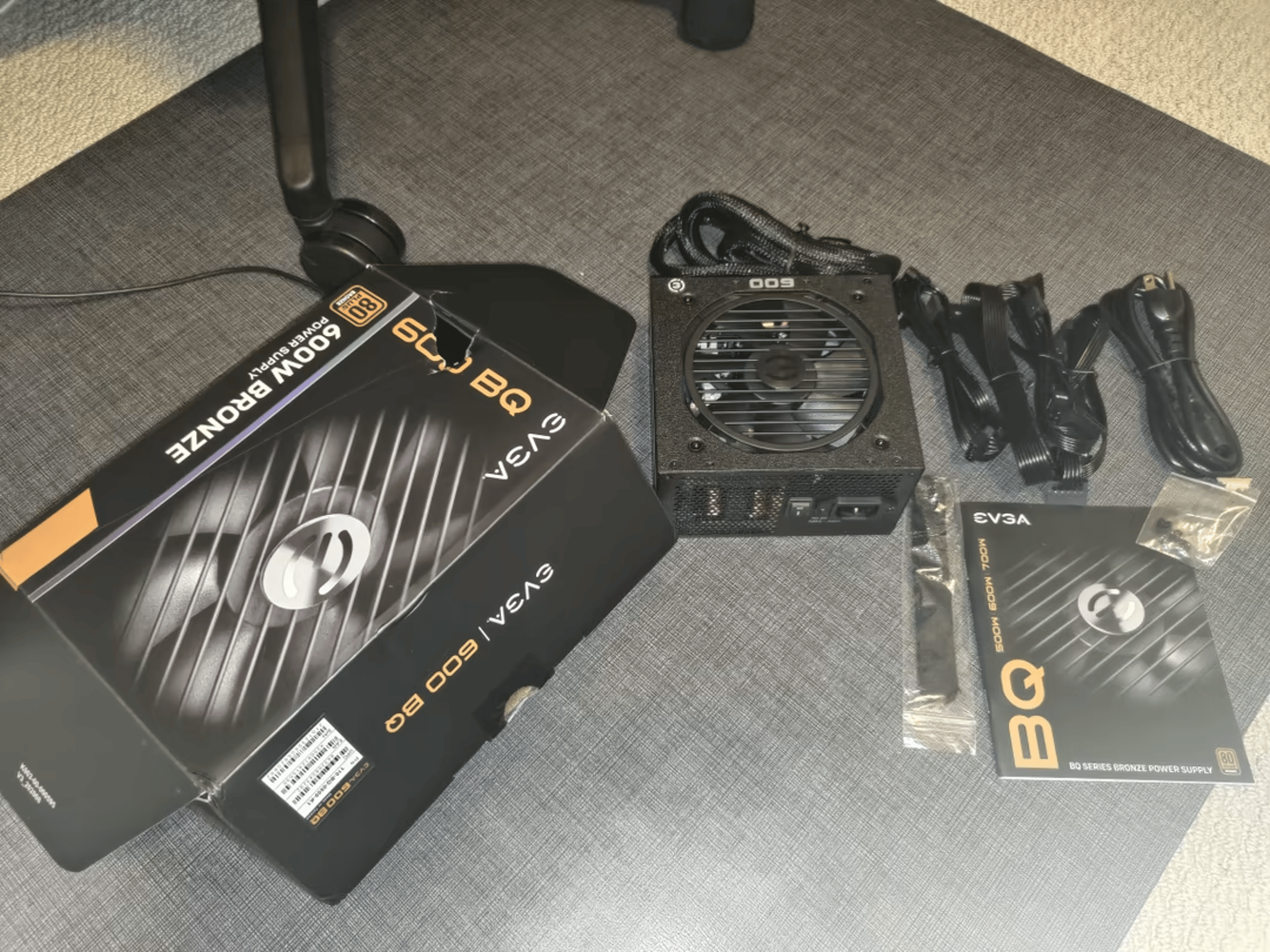EVGA 600 BQ 80+ Bronze Rated Semi-Modular PSU