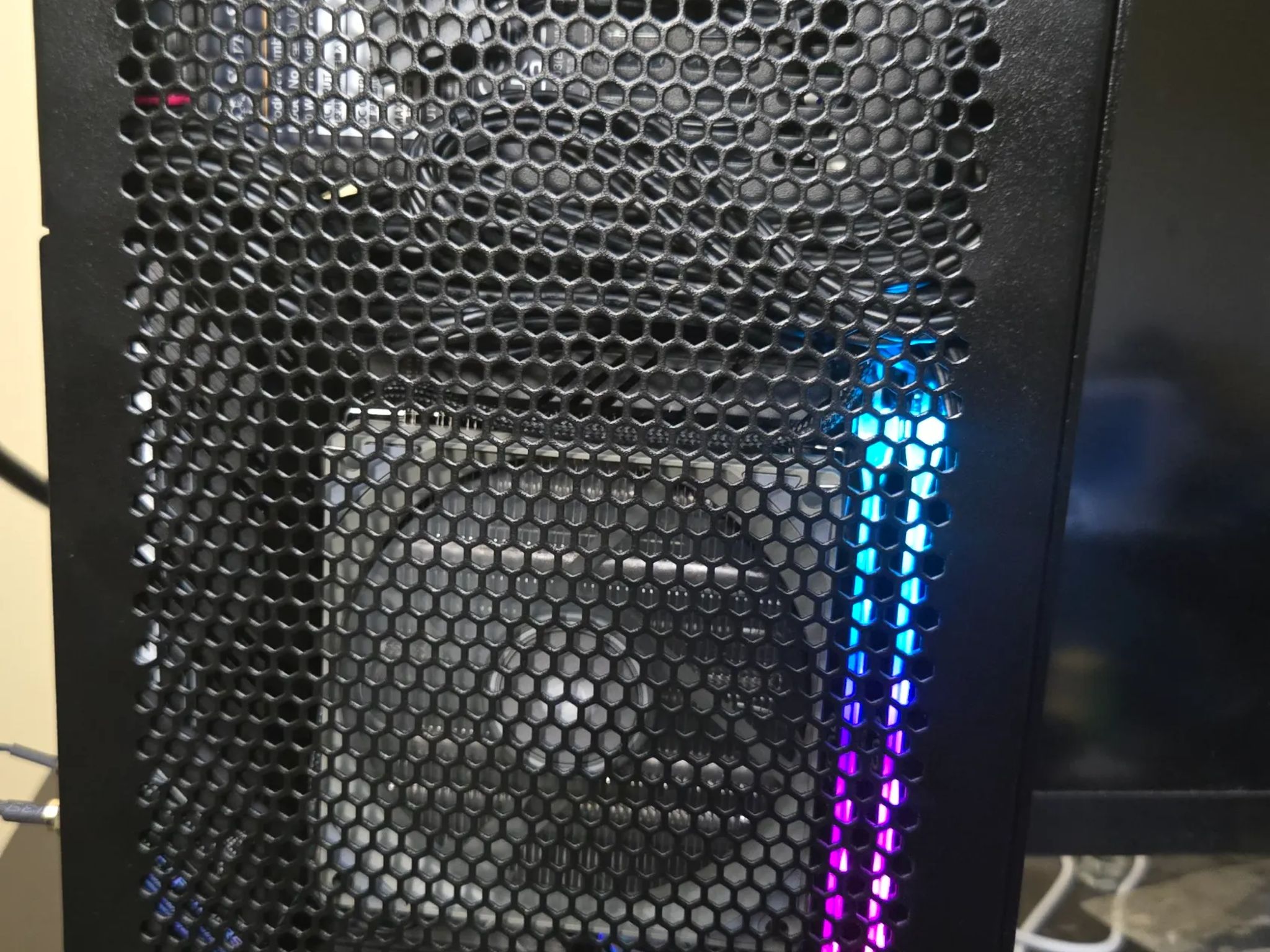 Compact Powerhouse ITX Gaming PC – i3-14100K | RX 6800 | DDR5