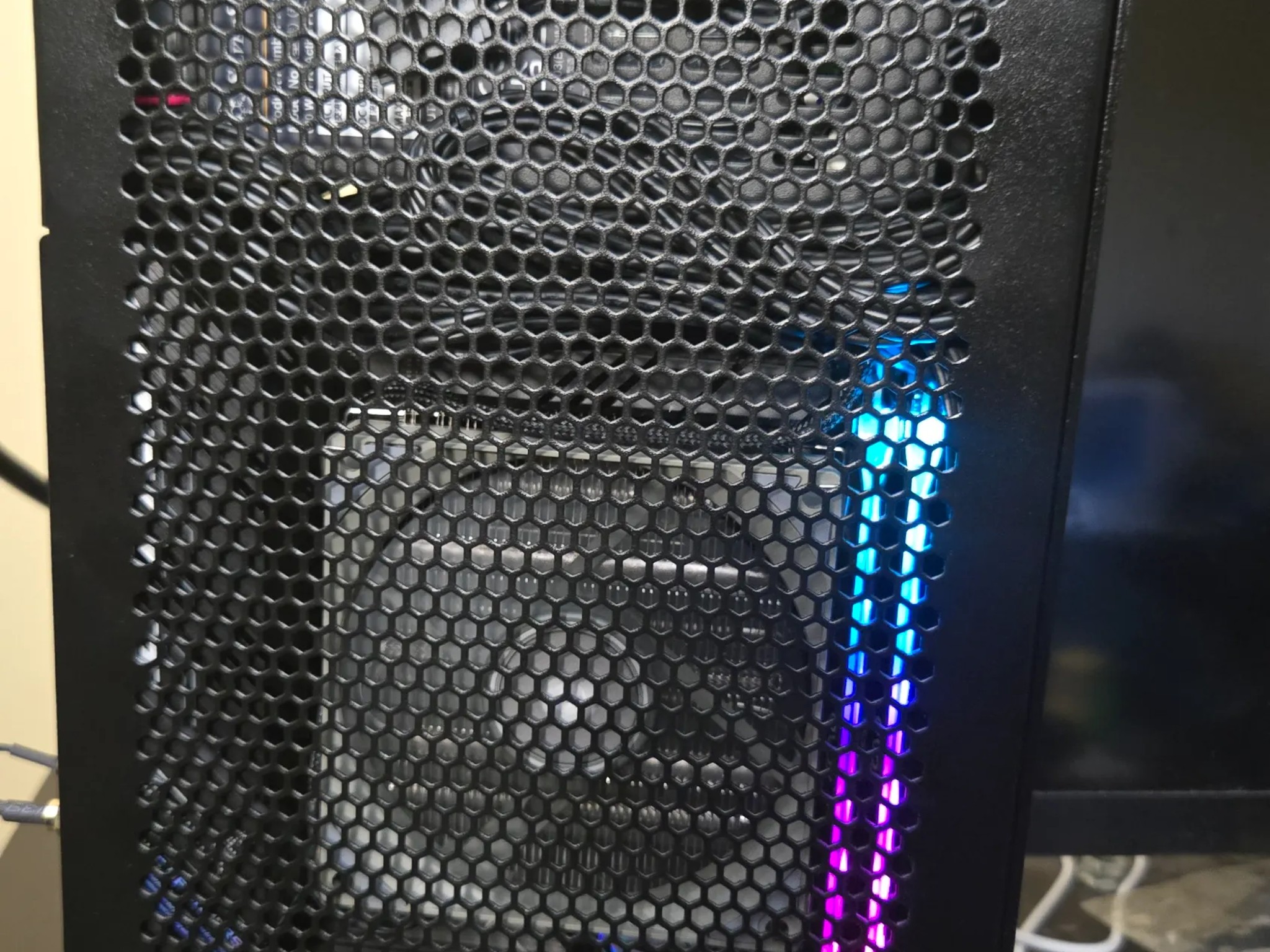 Compact Powerhouse ITX Gaming PC – i3-14100K | RX 6800 | DDR5