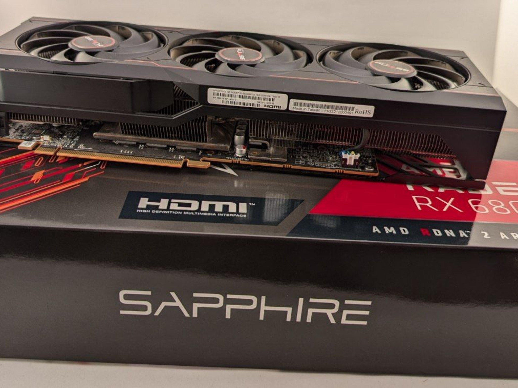 Sapphire Pulse AMD Radeon 6800 16GB