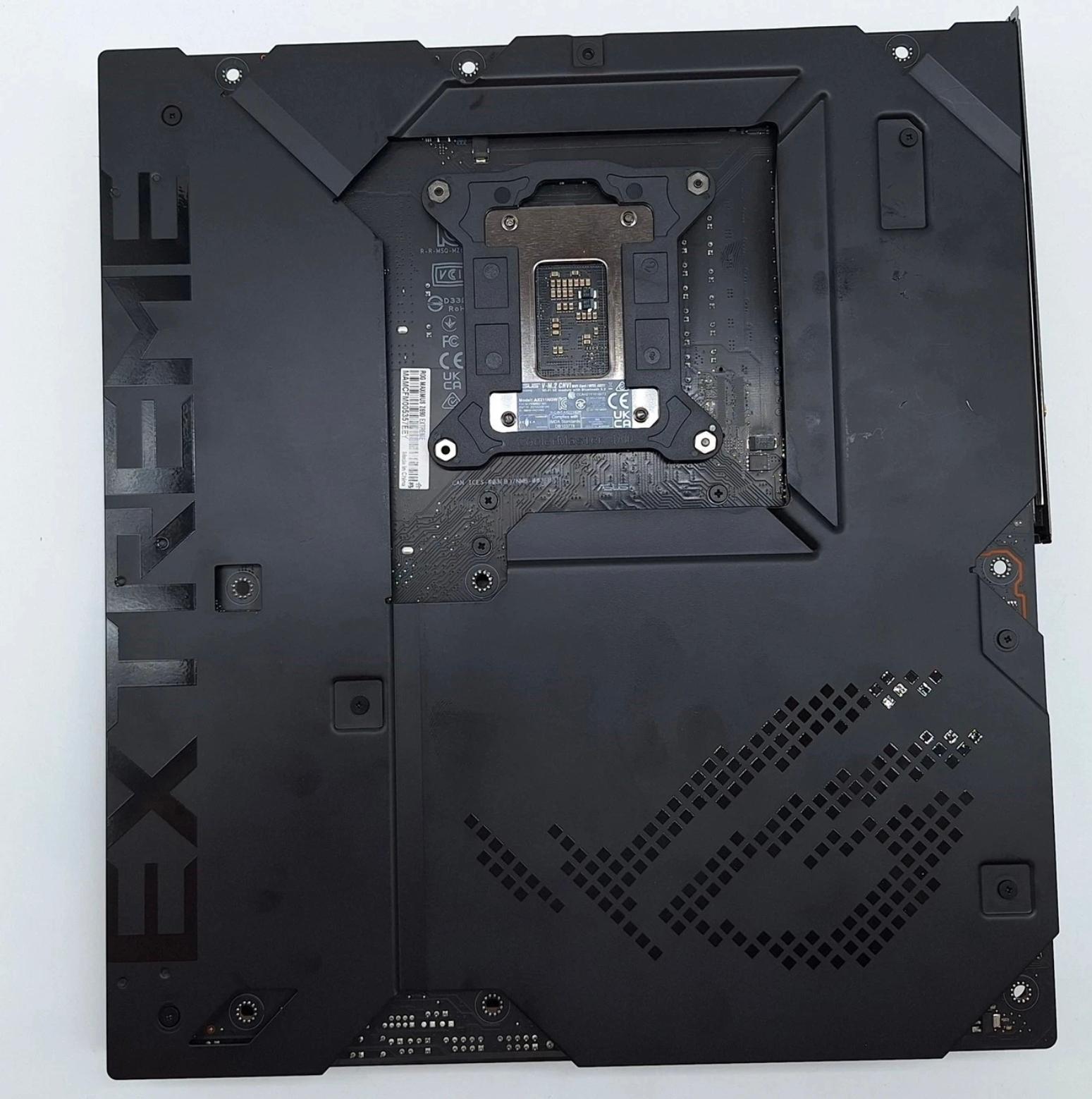 ASUS ROG Maximus Z690 Extreme DDR5 EATX INTEL SOCKET 1700 WIFI PCIE 5.0