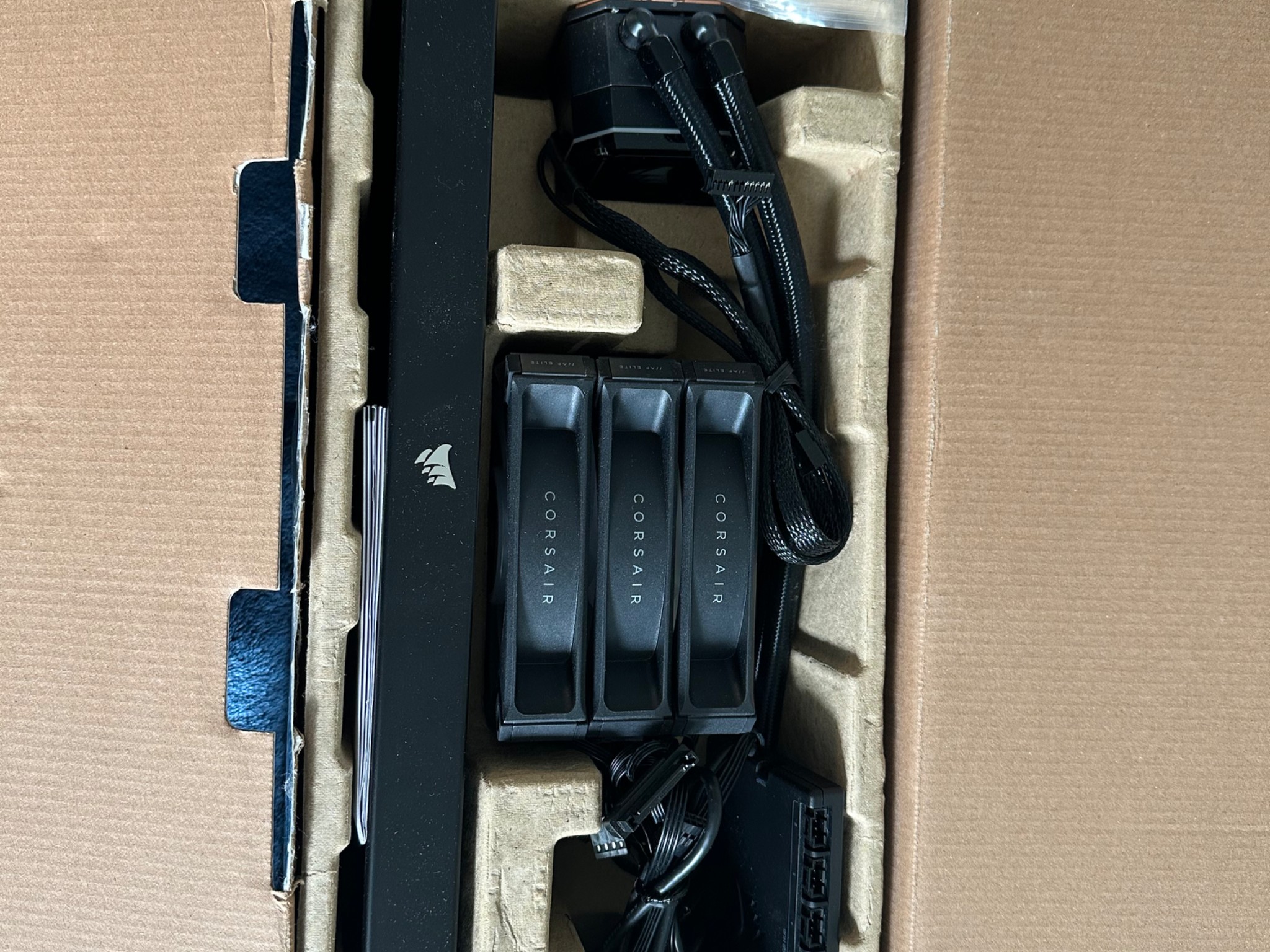 Corsair iCUE H150i Elite CAPELLIX XT Desktop Liquid CPU Cooler - Three AF120 RGB Elite Fans