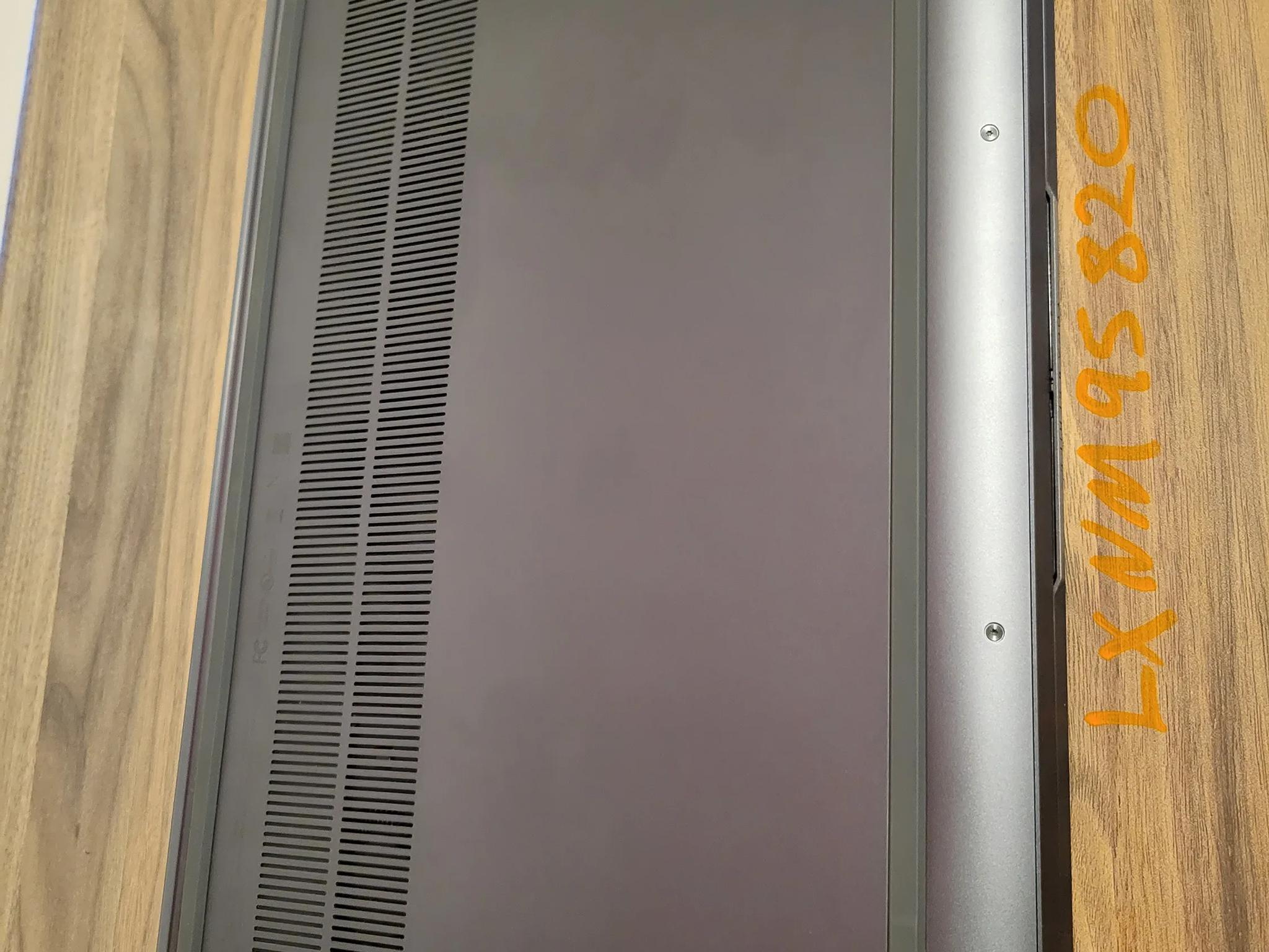 Lenovo Yoga 9 Touchscreen 15.6" laptop - Model 15imlh5