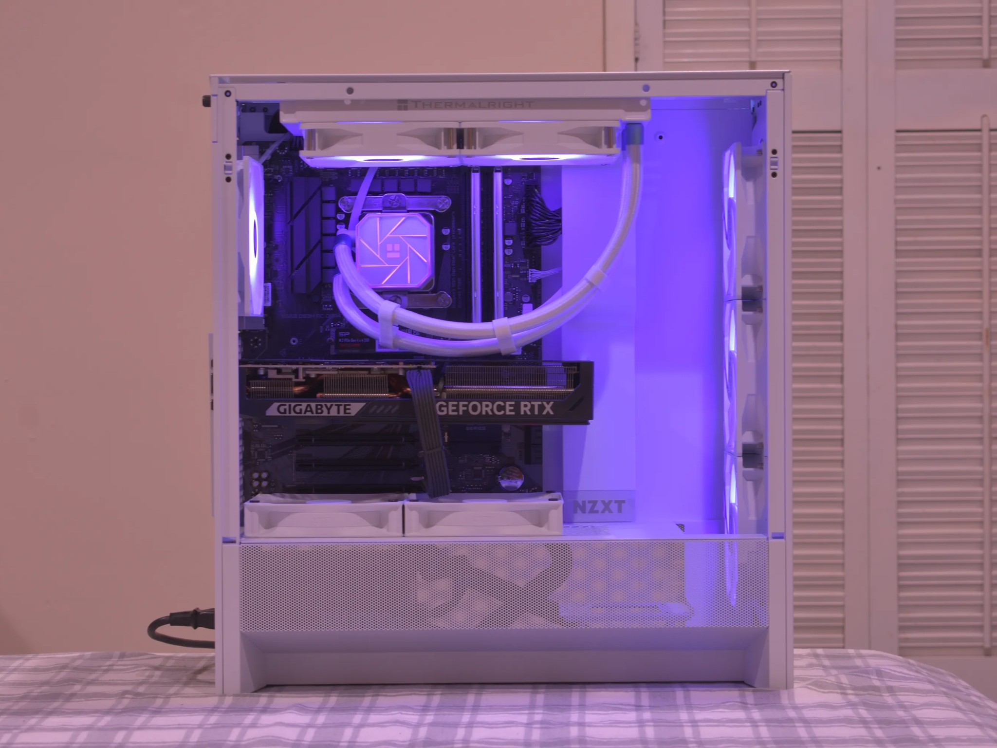 🚀Performance Gamer🚀 Intel i5 14600K | RTX 5070 12GB | 32GB DDR4 | 2TB nVME SSD | White | RGB+Wifi