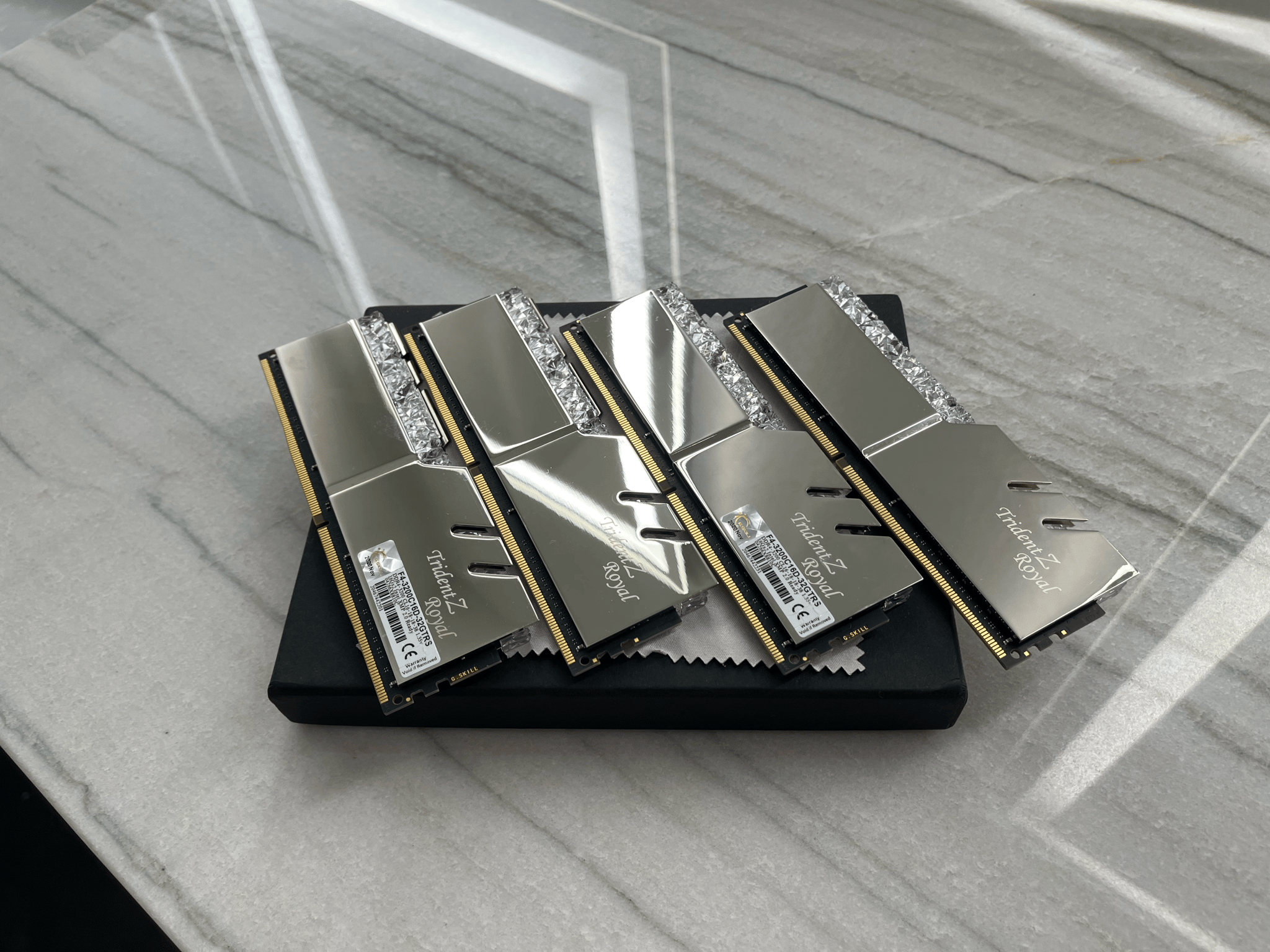 Gskill Tridentz Royals 4x16GB 3200MHZ Enthusiast Ram Kit