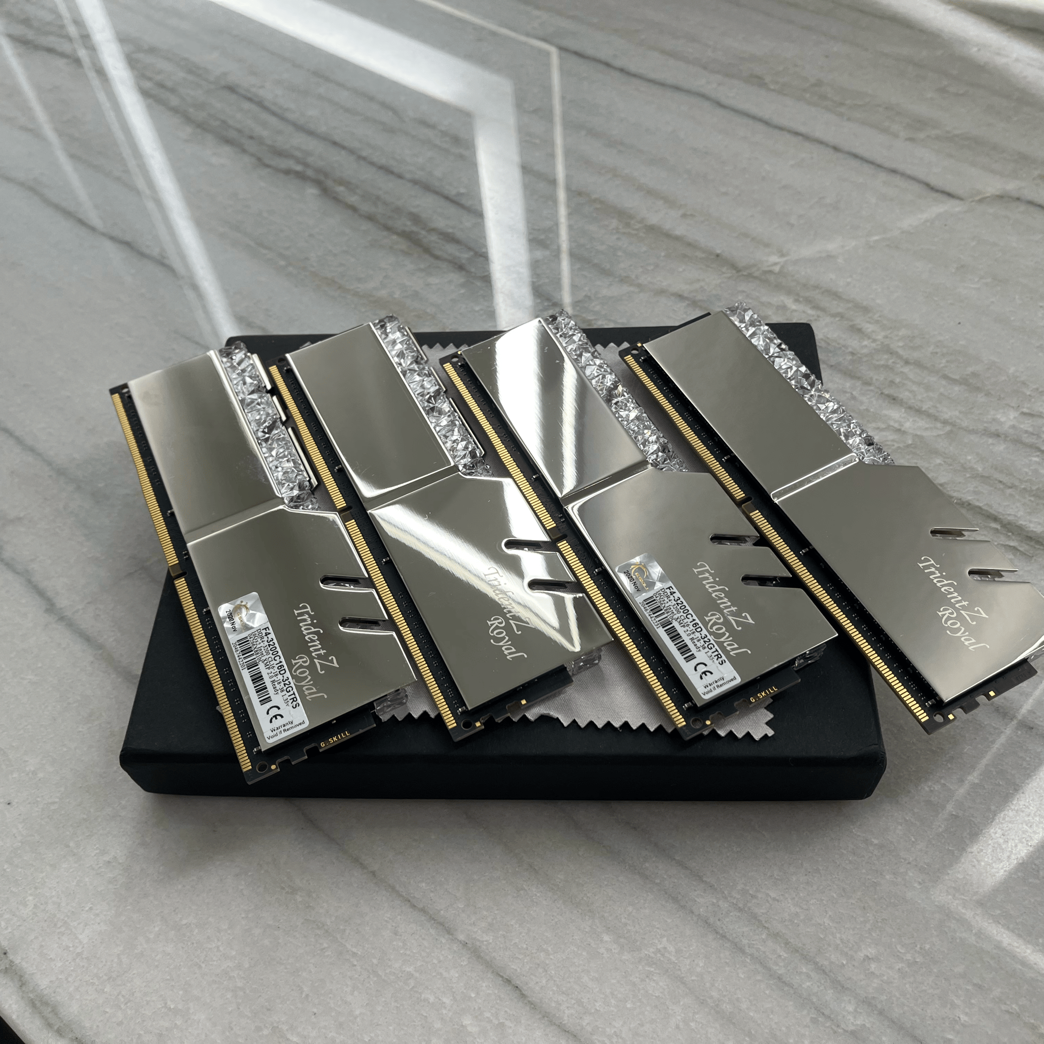 Gskill Tridentz Royals 4x16GB 3200MHZ Enthusiast Ram Kit