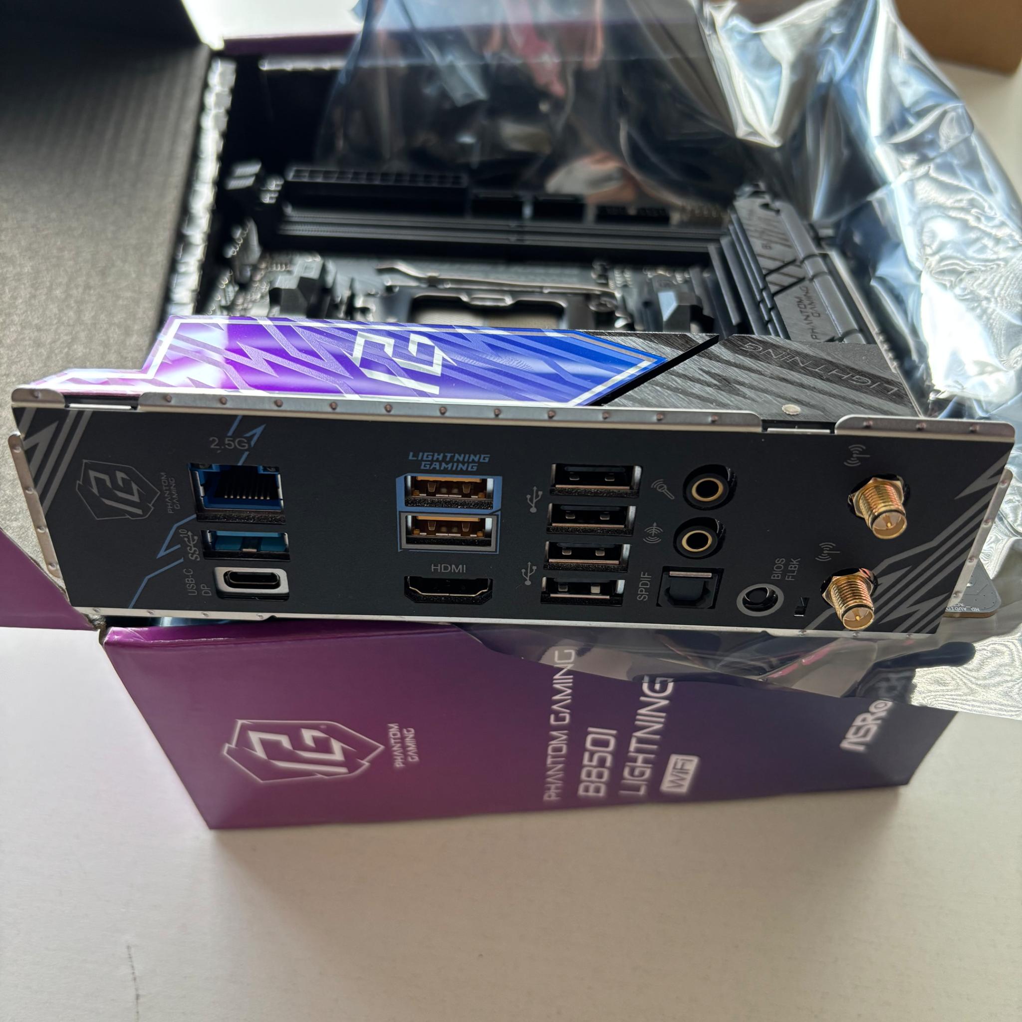 AsRock B850i Lightning WiFi AM5 Mini ITX Motherboard