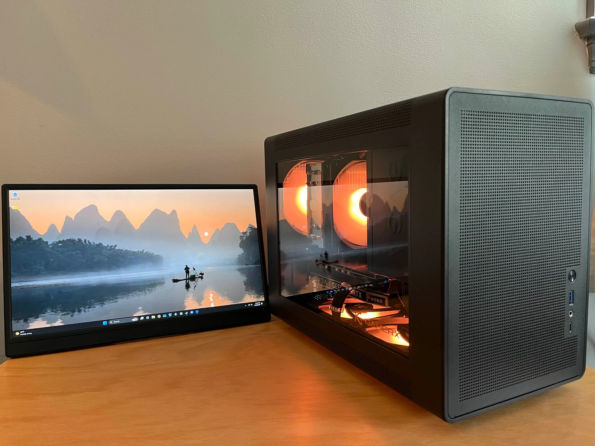 | RTX 2060 | Ryzen 7 3700X | 32GB DDR4 | 1TB Gen 4 NVMe | Windows 11 Pro | Portable Mini mATX PC