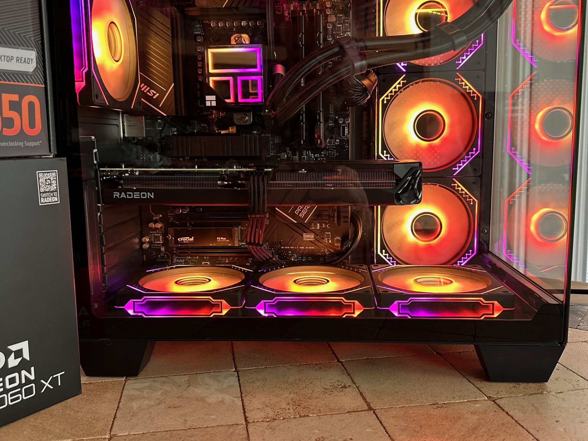 Ryzen 5 7600X / RX 9060XT 16GB, 500GB & 1TB M.2 SSD, Mid-Tower Gaming PC