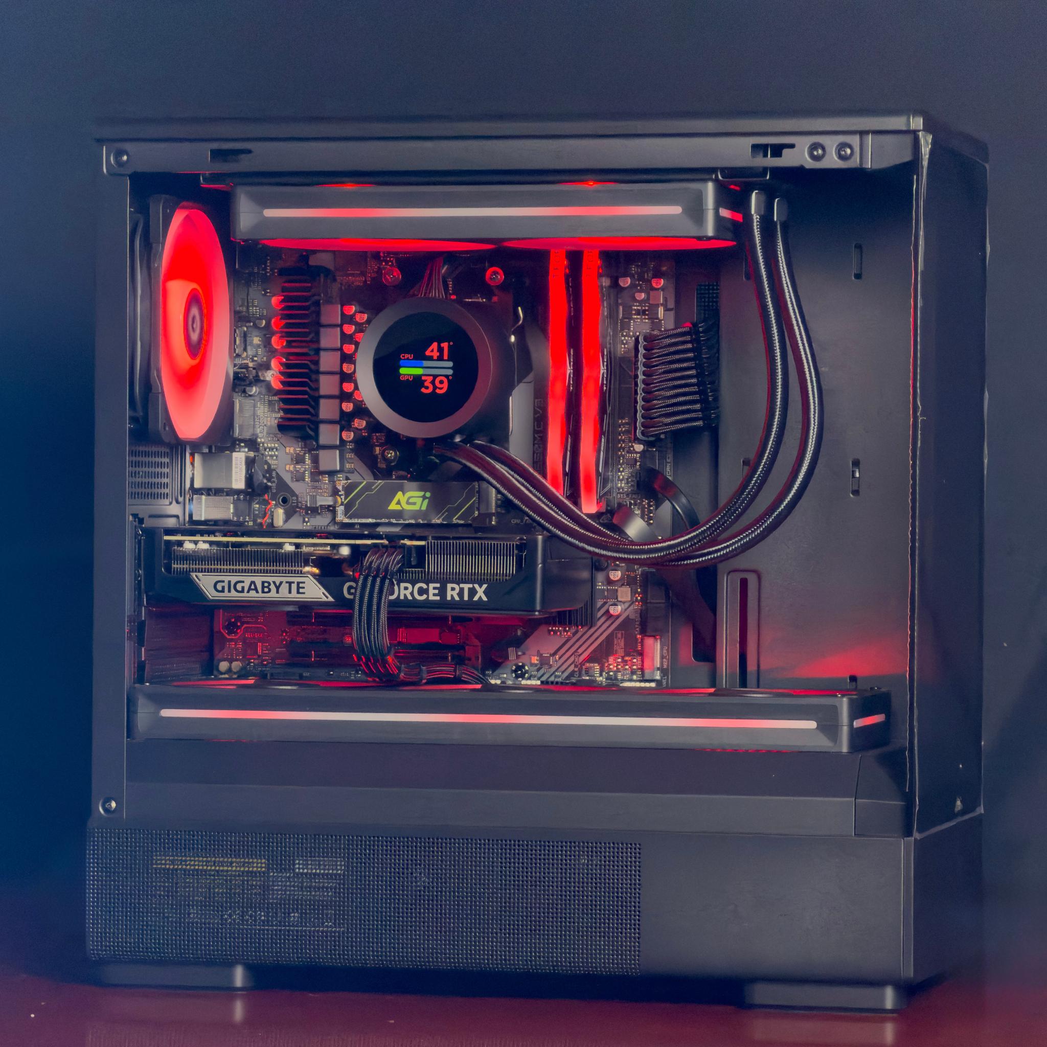 Lumenforge | RTX 5060ti 16gb | R5 7600x | RGB 16gb DDR5 | 1TB SSD