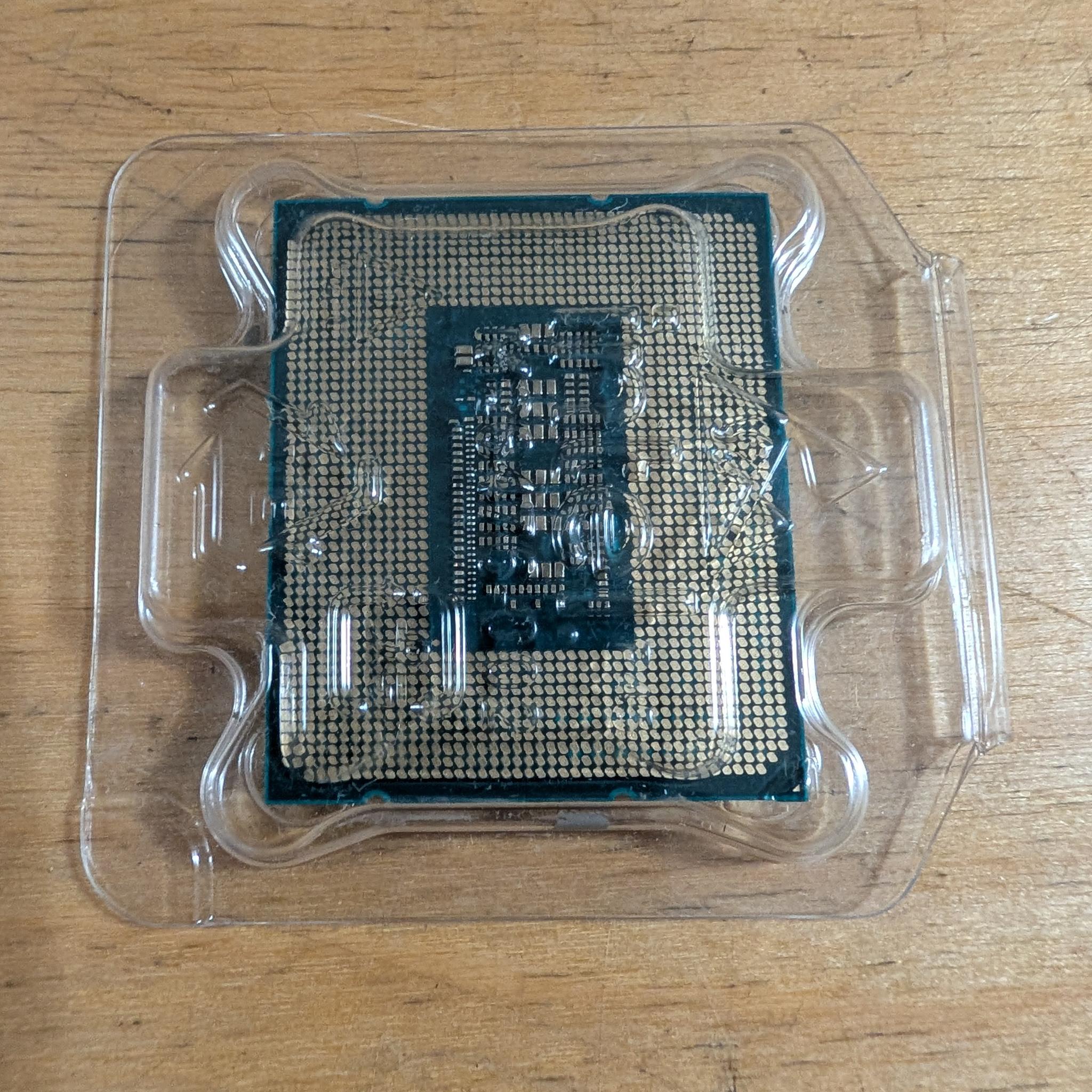 Intel Core i5-12600K