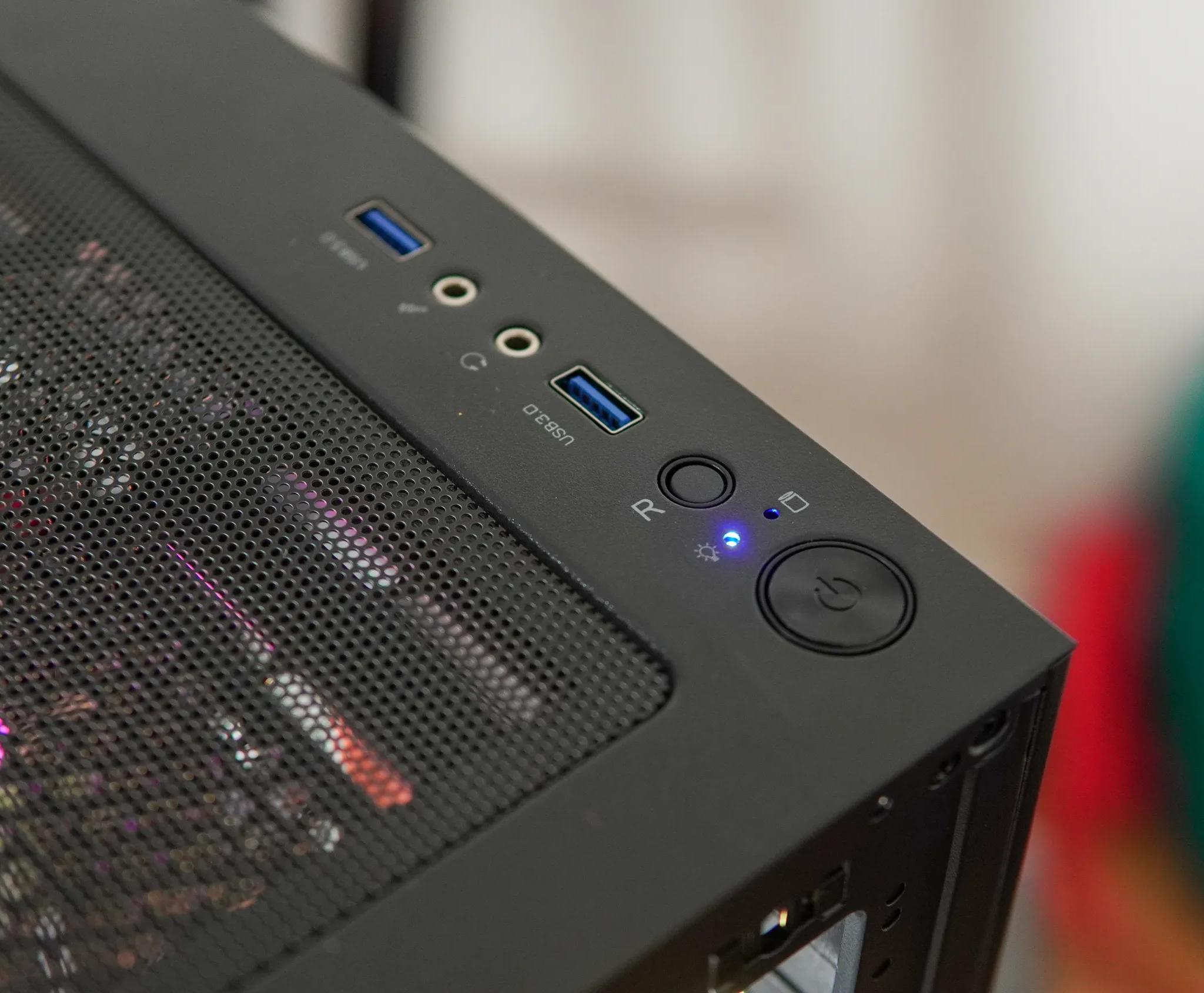 🔥Budget 1080p PC🔥 | RTX 2060 + Ryzen 5 3600 Black Gaming PC | Wifi + BT