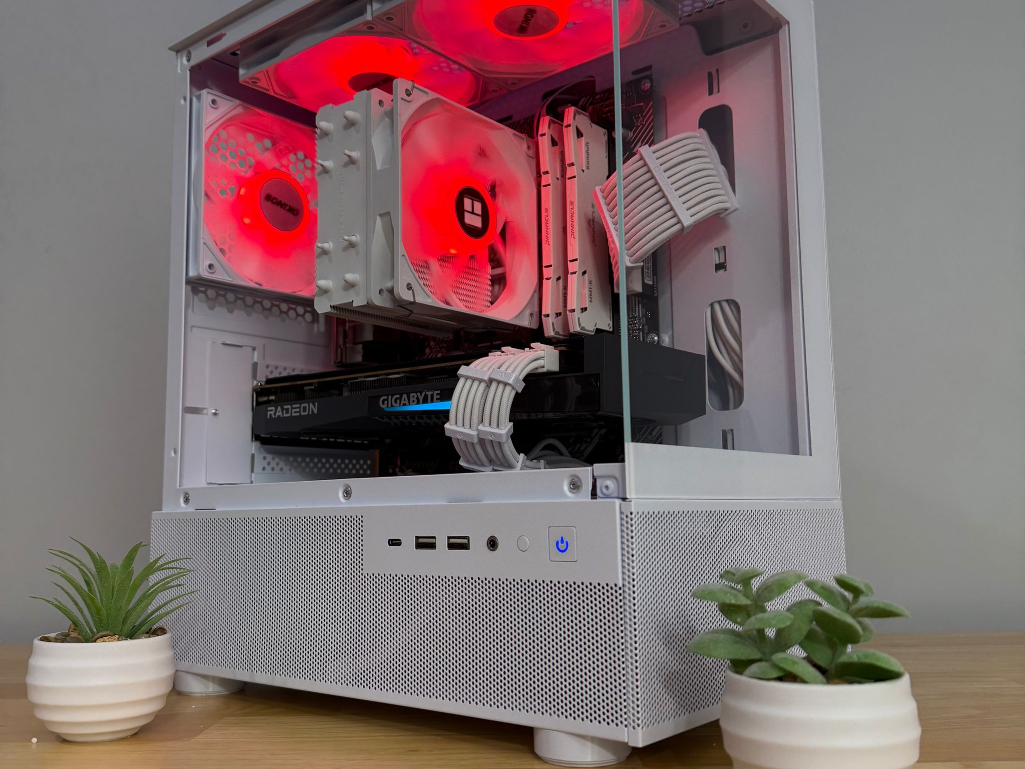 🧊ICE🧊-Mid Range Gaming PC-Ryzen 5 3600X-RX 6700 xt-1TB SSD-16GB Ram
