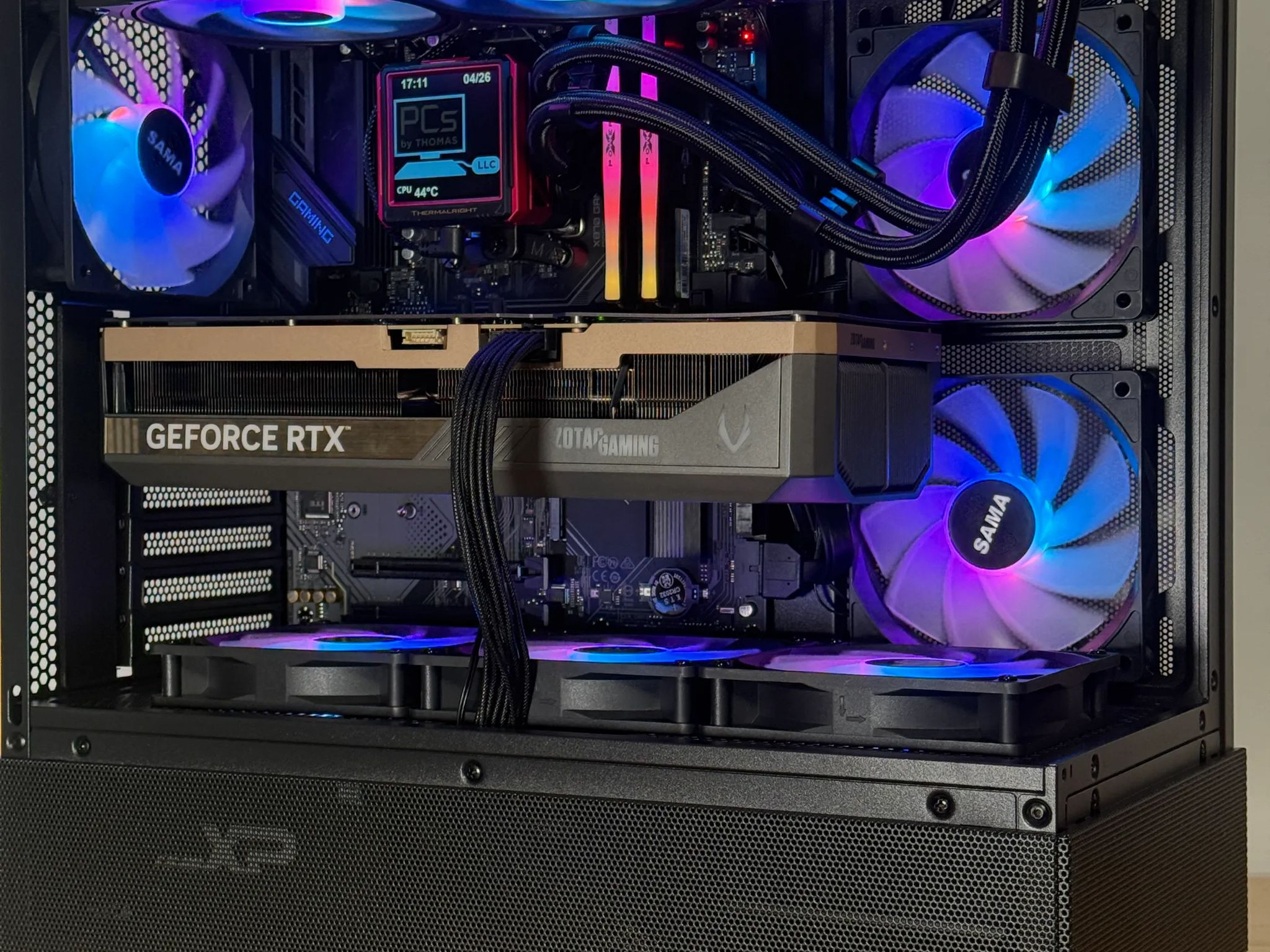 RTX 5080 Ryzen 9 9900x Gaming PC