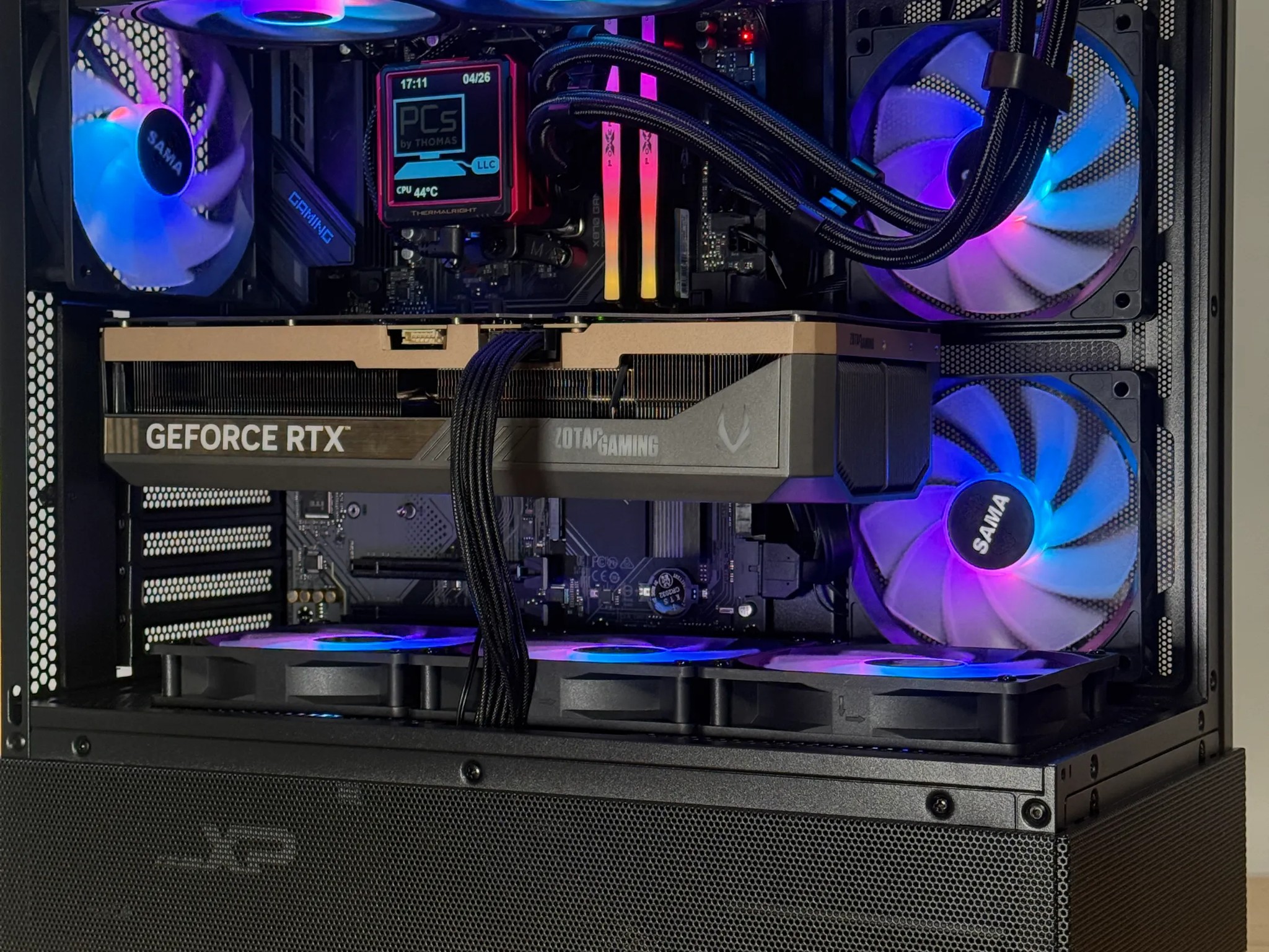 RTX 5080 Ryzen 9 9900x Gaming PC