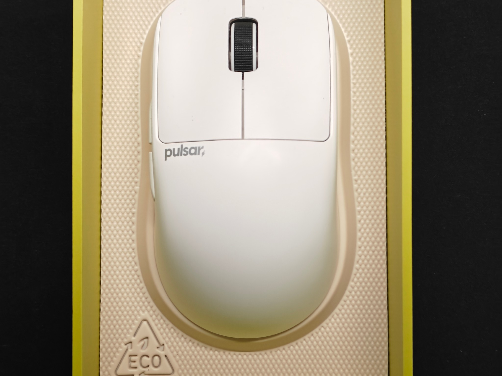 Pulsar X2 Crazy Light Wireless 8K Uyuni White Mouse, Size 1 Mini