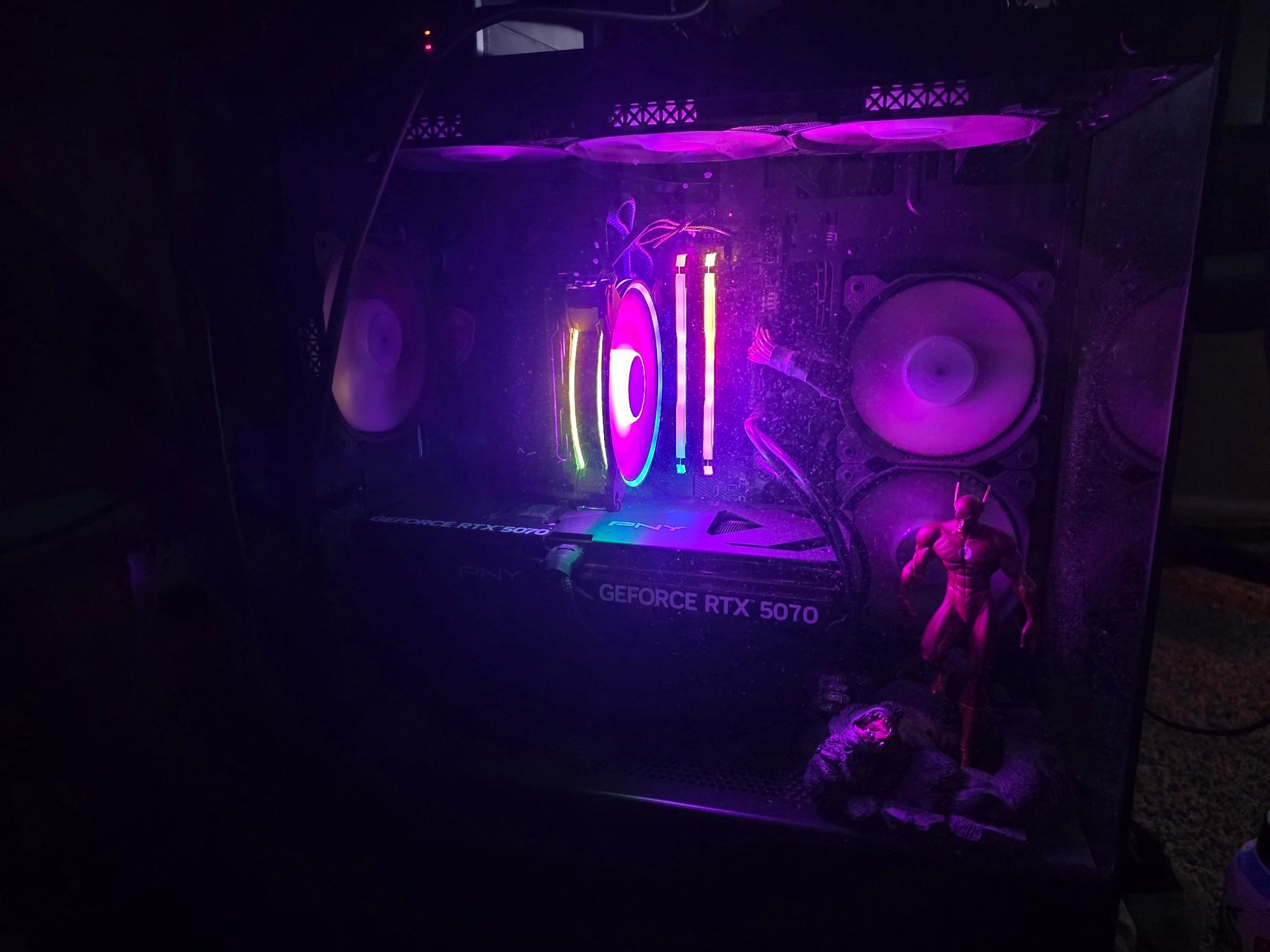 RTX 5070 12GB | i7-10700 | 32GB RAM