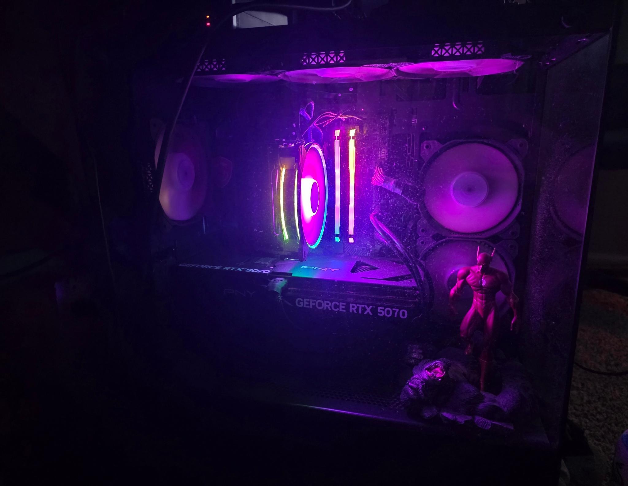 RTX 5070 12GB | i7-10700 | 32GB RAM