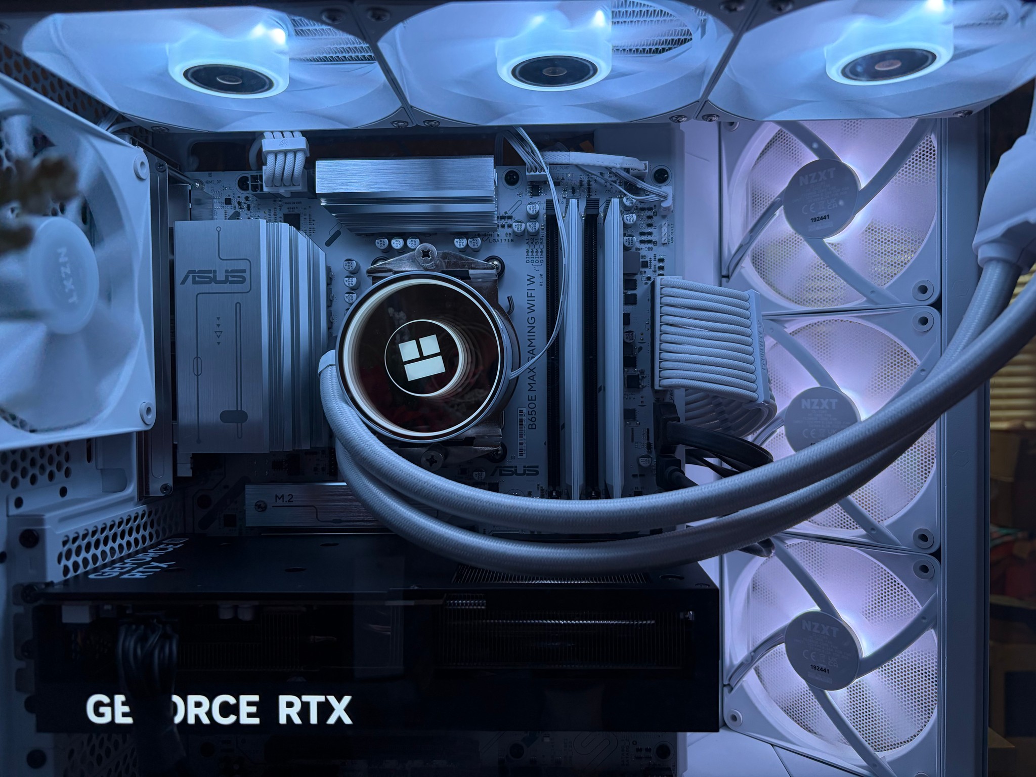❄️ Gaming PC | RTX 5060 Ti/ R5 8600G/ 32GB DDR5/ 1Tb Storage/ NZXT H6 White