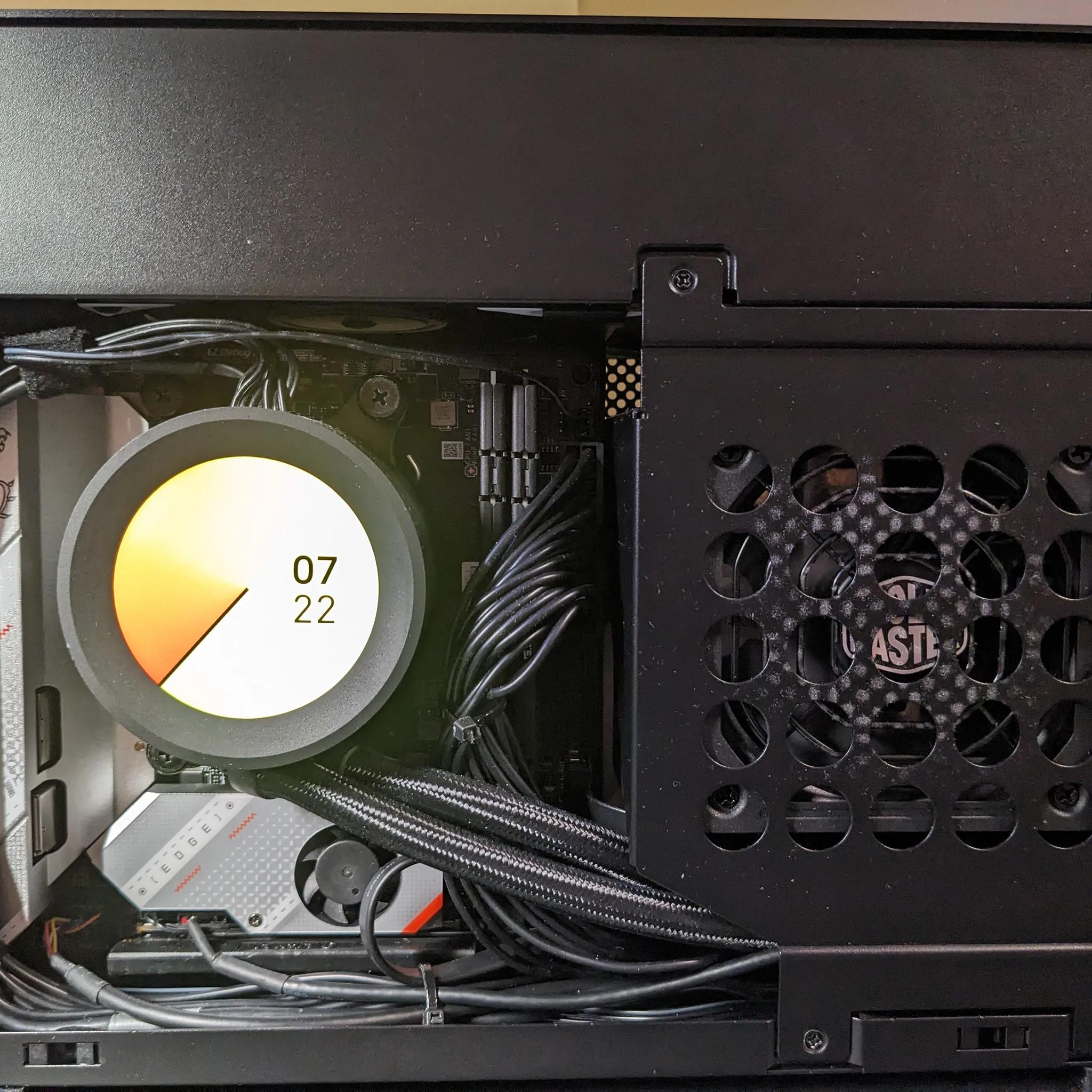Minimal Black ITX Case With LCD Screen!!! | Ryzen 5 7600 & RTX 4070