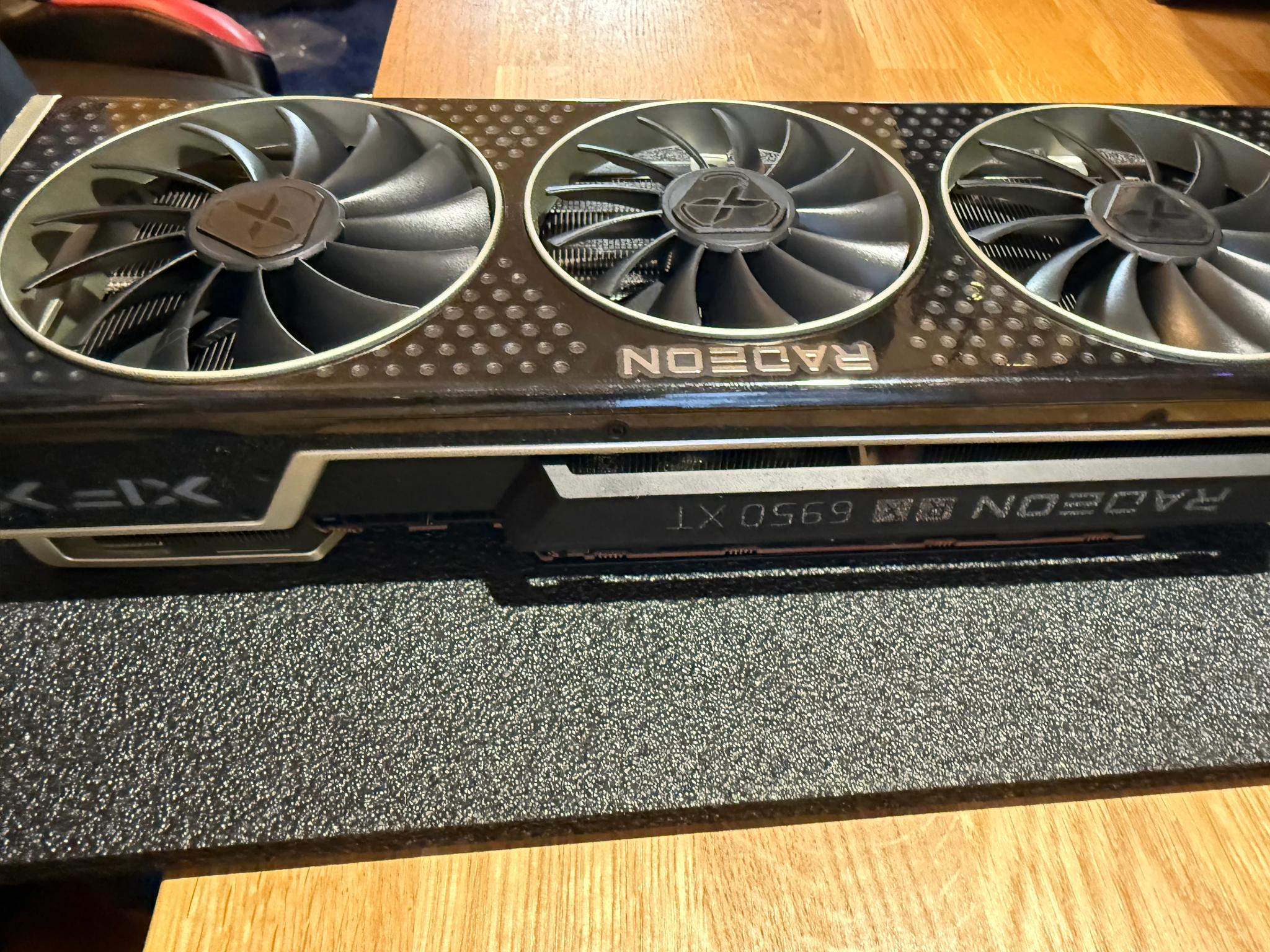 XFX Speedster MERC 319 AMD Radeon™ RX 6950 XT Black