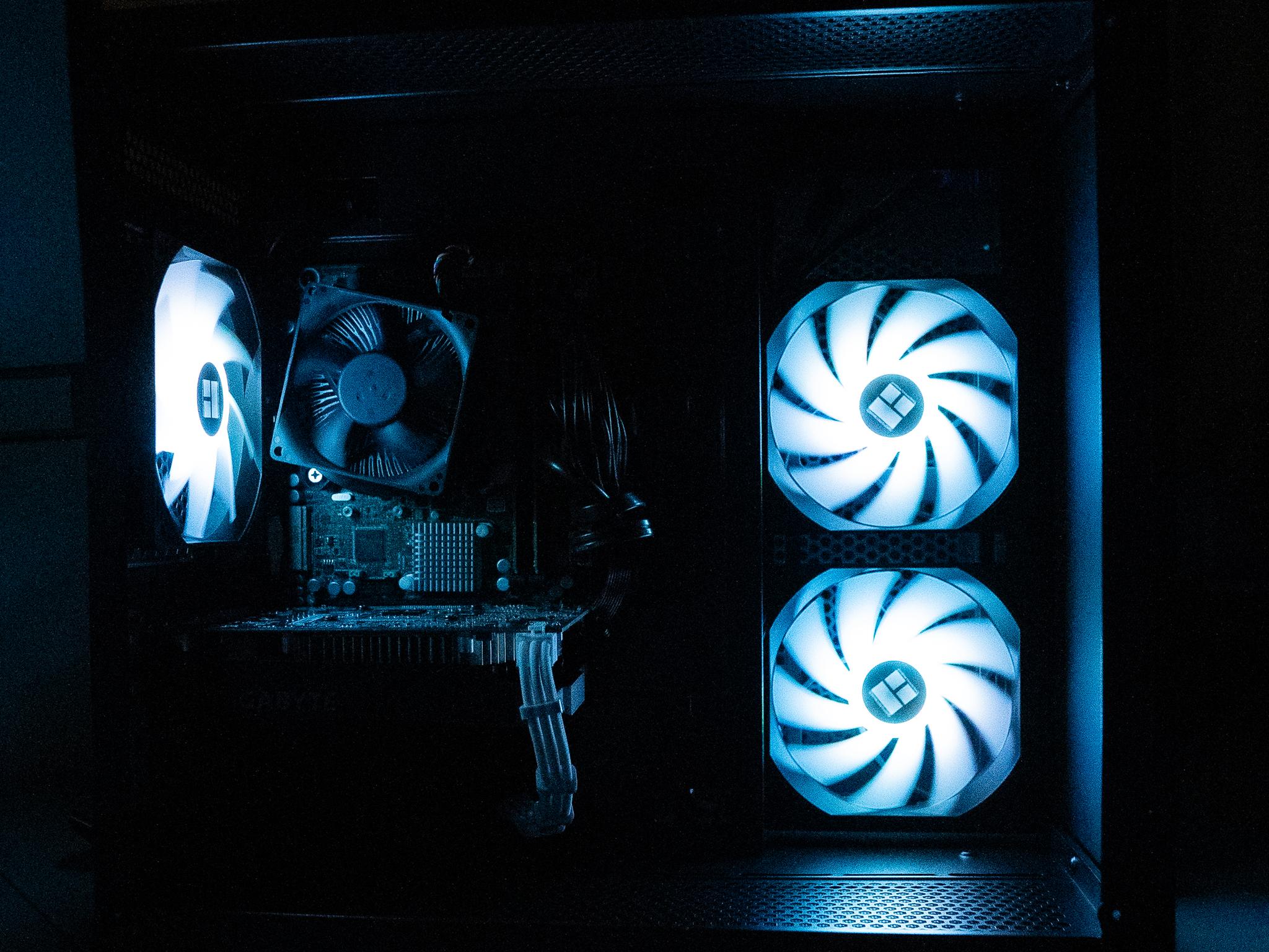 ⛈️❄️ | GTX 1650 SUPER OC | INTEL i7 4790 | 16GB RAM | 1TB | Arctic Snow