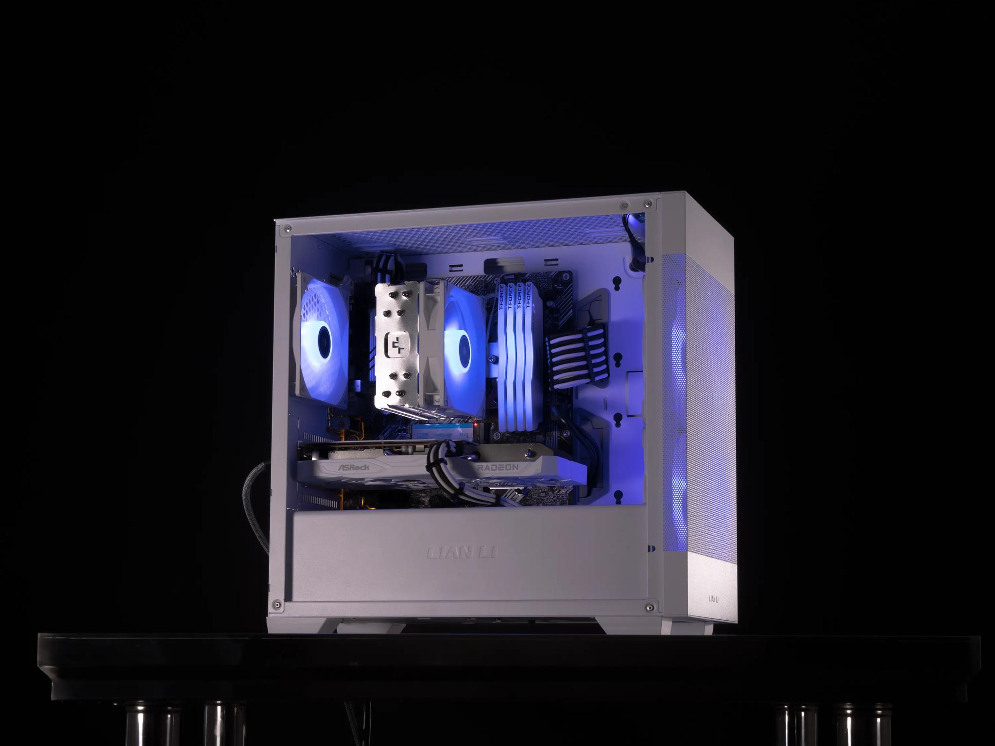 🧊 Glacier 🧊 AMD RX 6600 / AMD R5 4500 / 1TB NVME / 32GB DDR4 Ram / Air Cooler / Windows 11 Pro