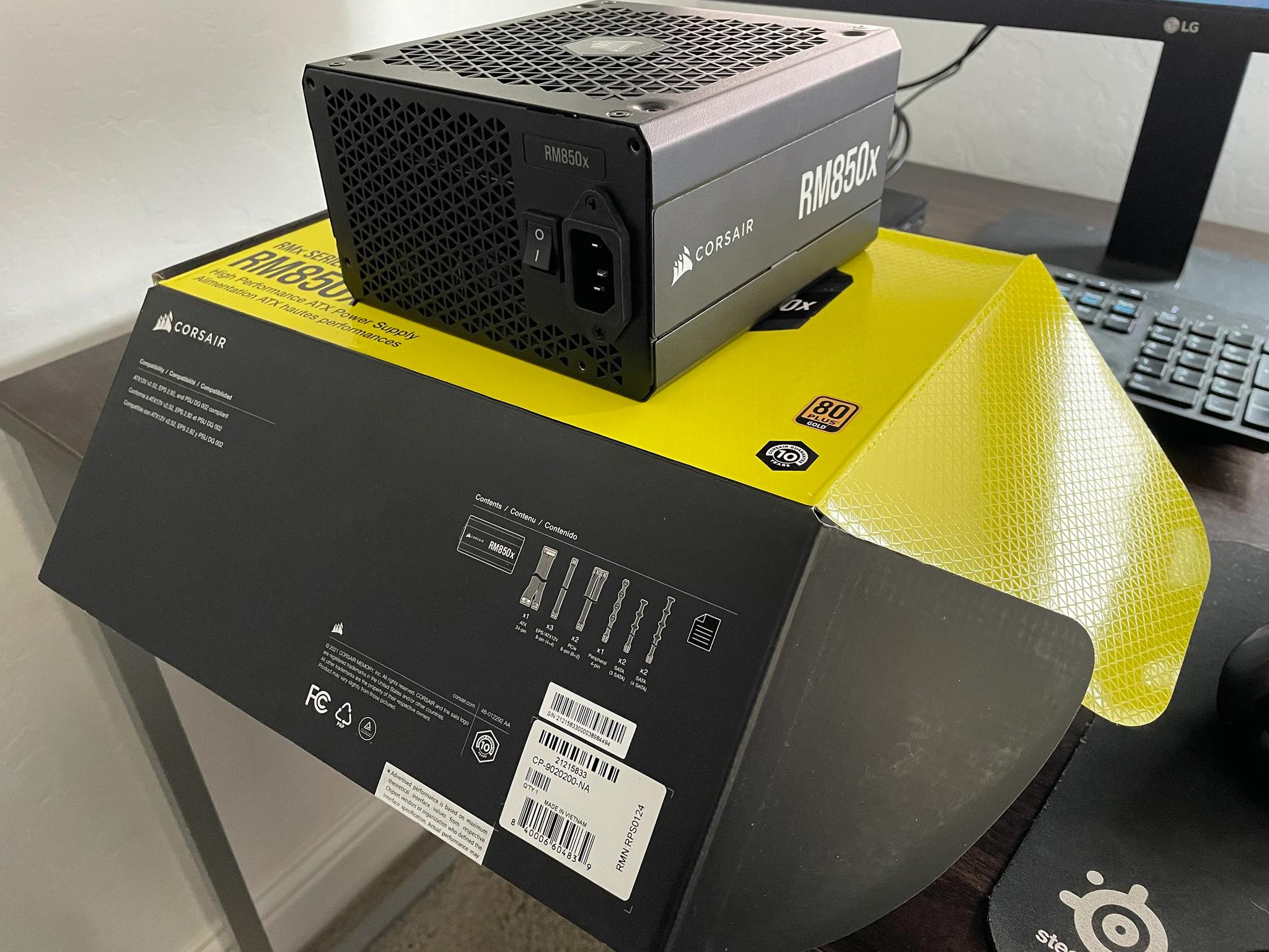 Corsair RMx (2021) 850 W 80 + Gold Certified Fully Modular Power Supply - Great condition
