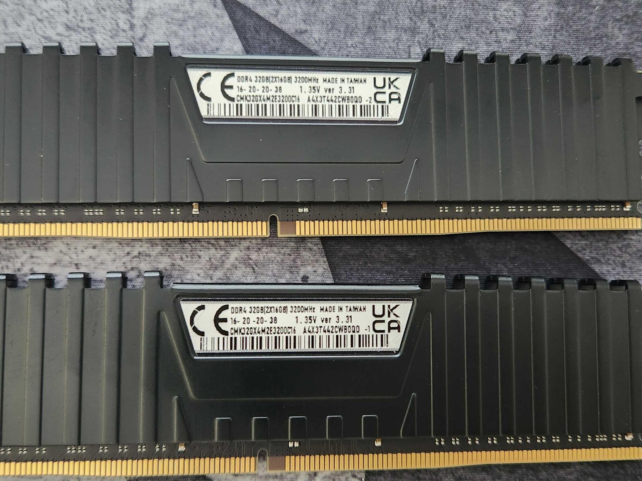 Corsair Vengeance LPX 32GB (2×16GB) DDR4 3200MHz CL16