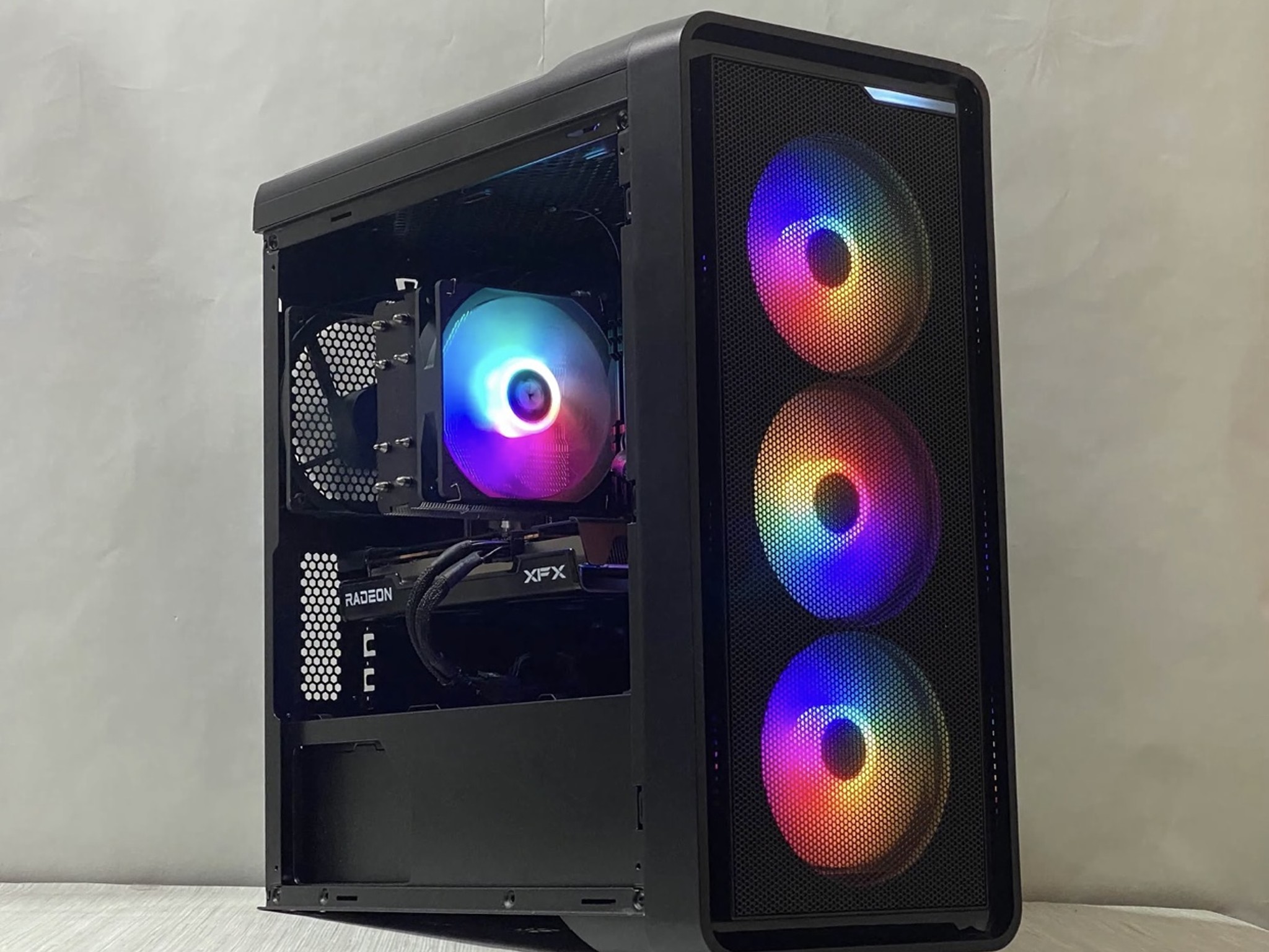 RX 6600, Ryzen 5 2600, 16GB DDR4, 512GB NVMe SSD - Gaming PC w/ WiFi