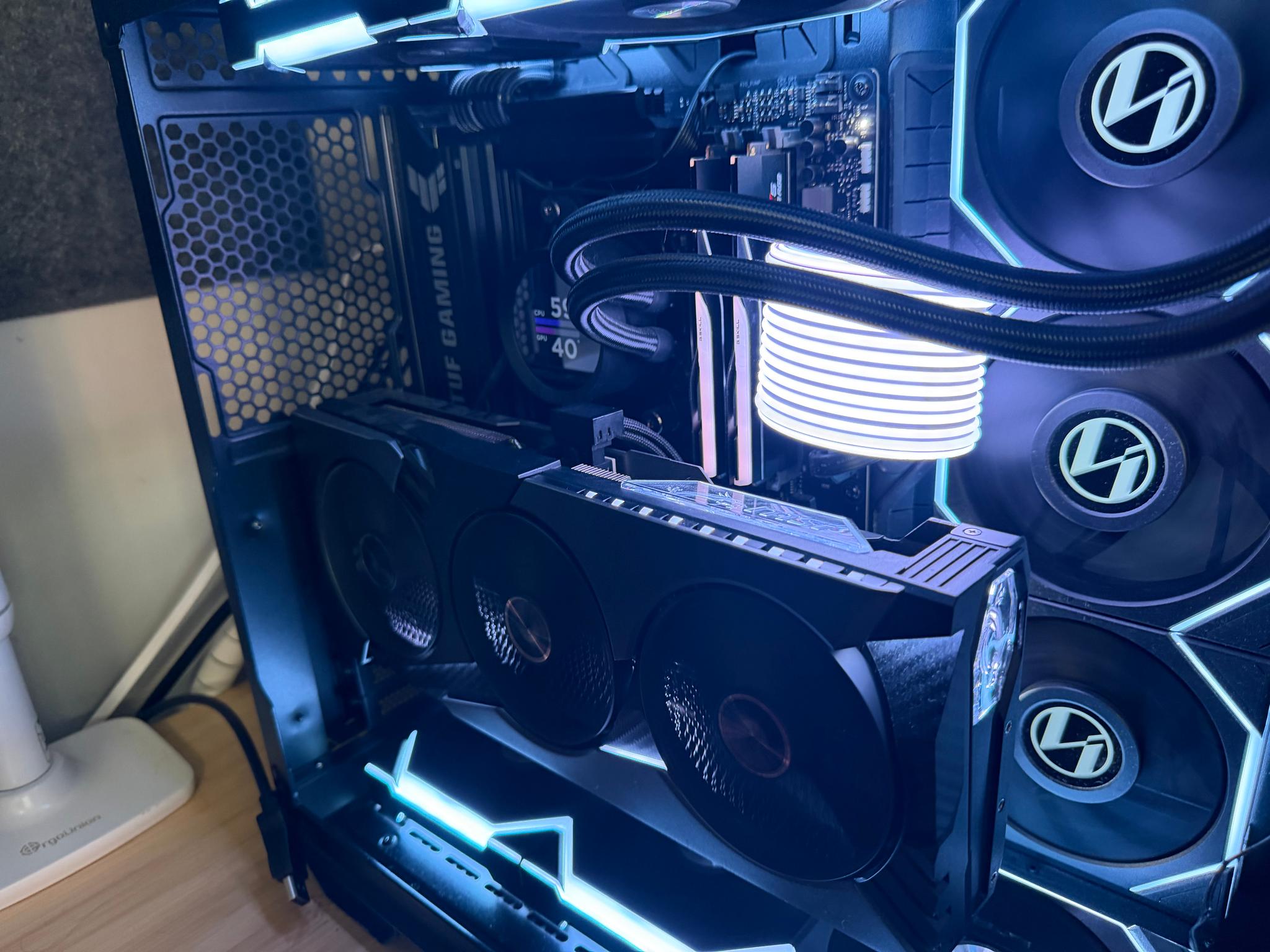 MSI GeForce RTX 5070 VANGUARD SOC