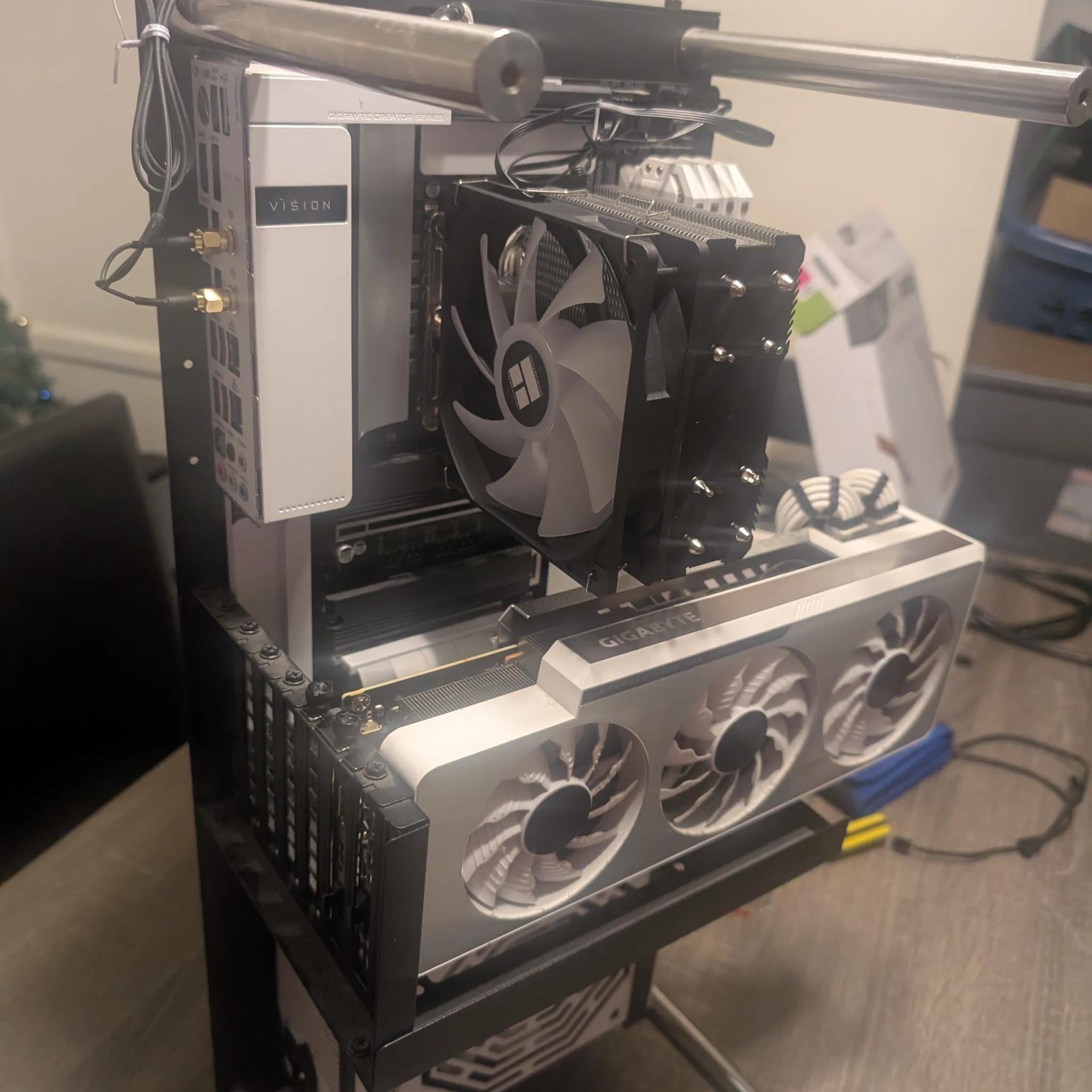PERFECT CONDITION* AMD Ryzen 9 5950x W/CPU Cooler
