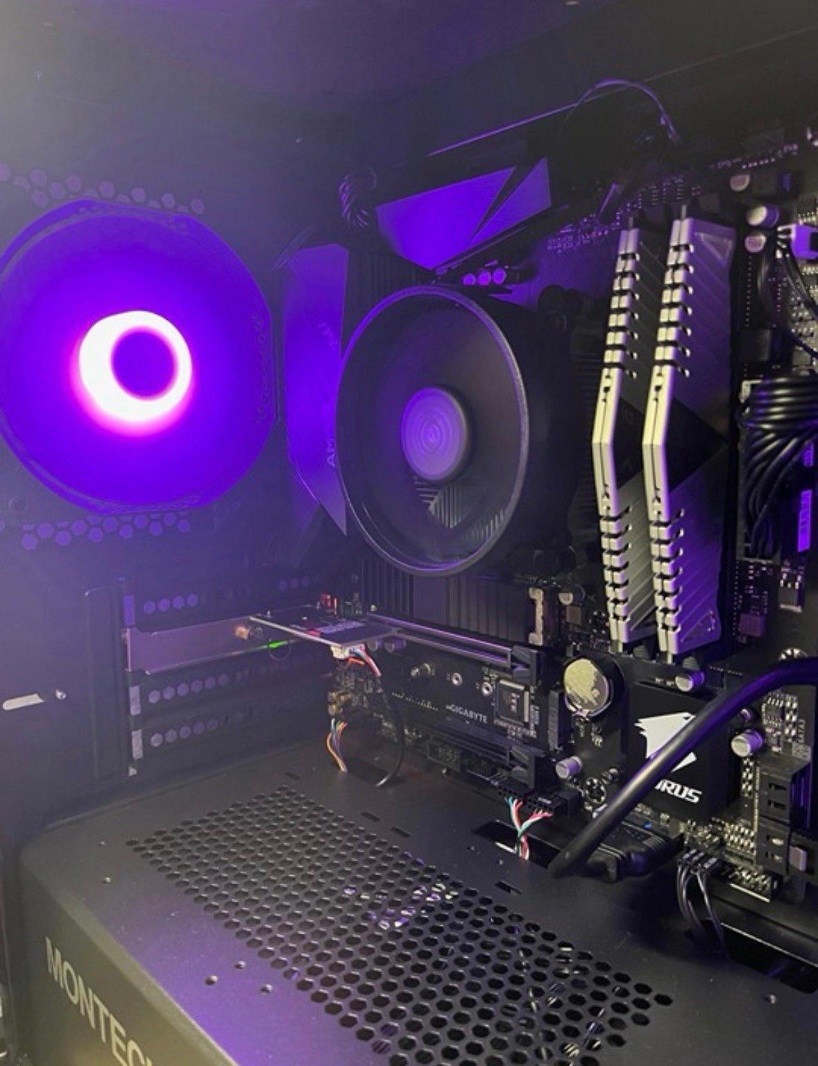 Custom Gaming PC Set: Ryzen 5 / 256GB+1TB+1TB / 16GB RAM
